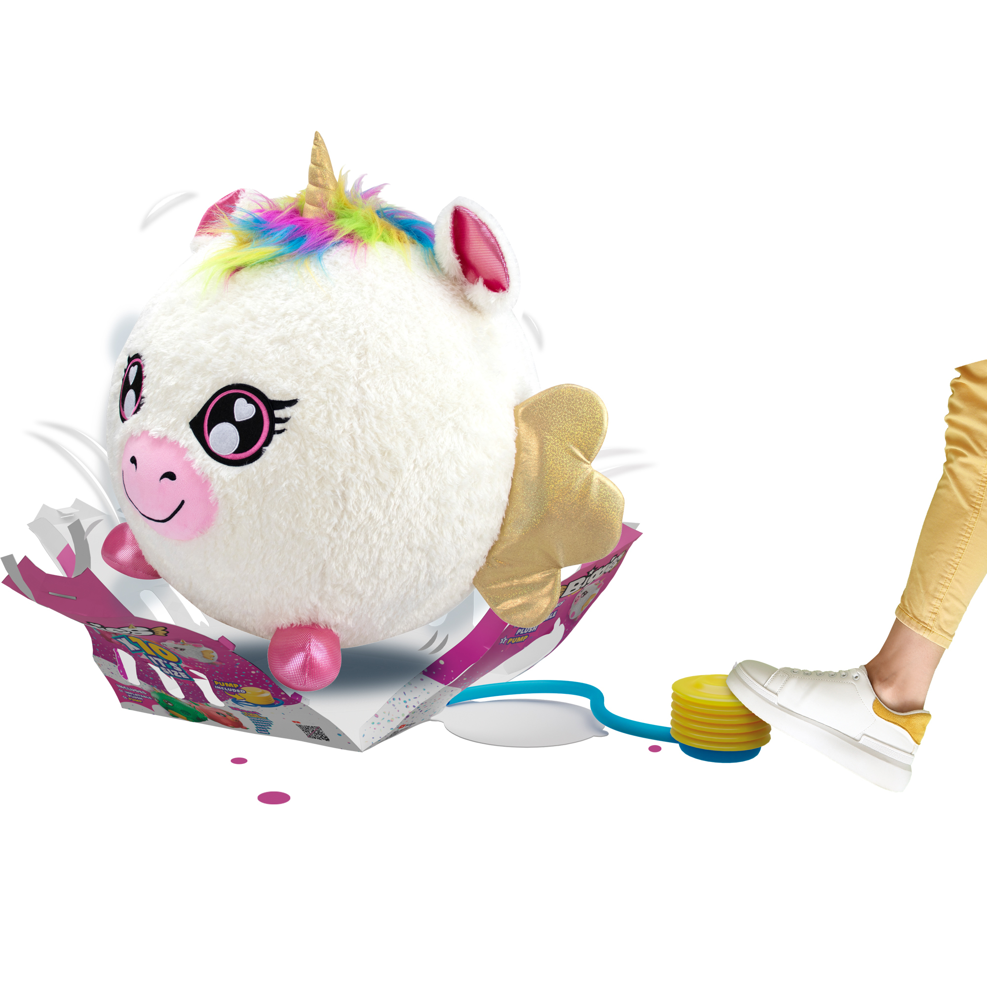 Biały pluszowy jednorożec jest napompowany pompką. Stopa naciska pompkę.