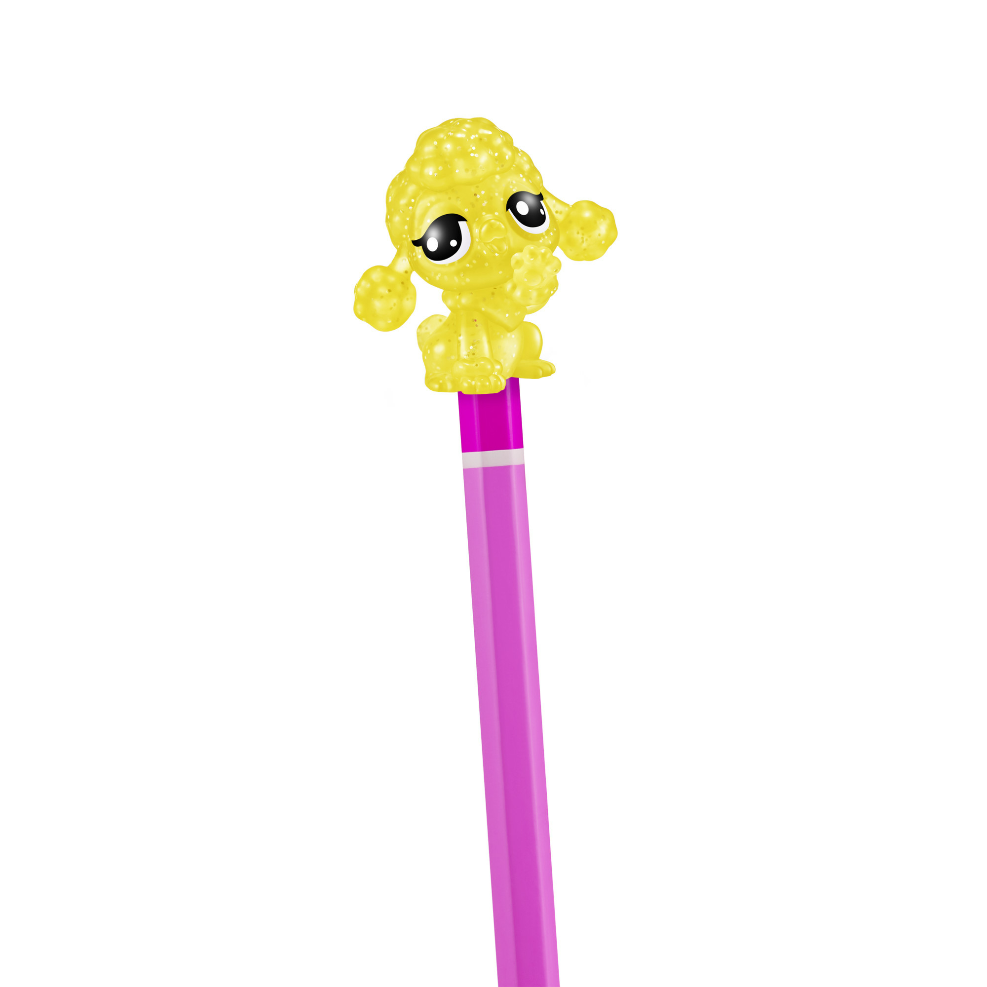Una figura di barboncino giallo siede in cima a una matita rosa e viola, su uno sfondo bianco.