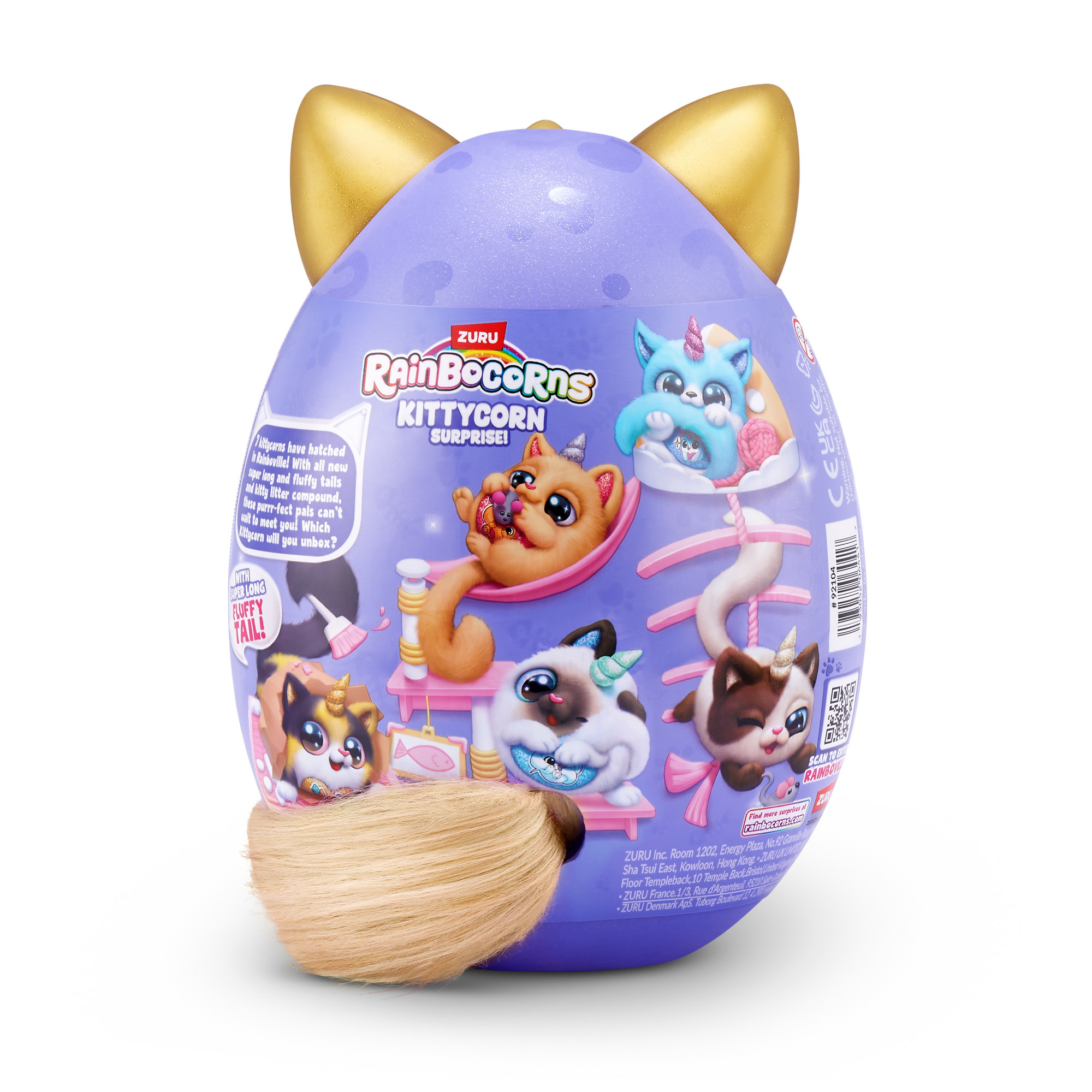 Ein lila katzenförmiges Eierspielzeug mit Katzenfiguren und einem blonden Schwanz.