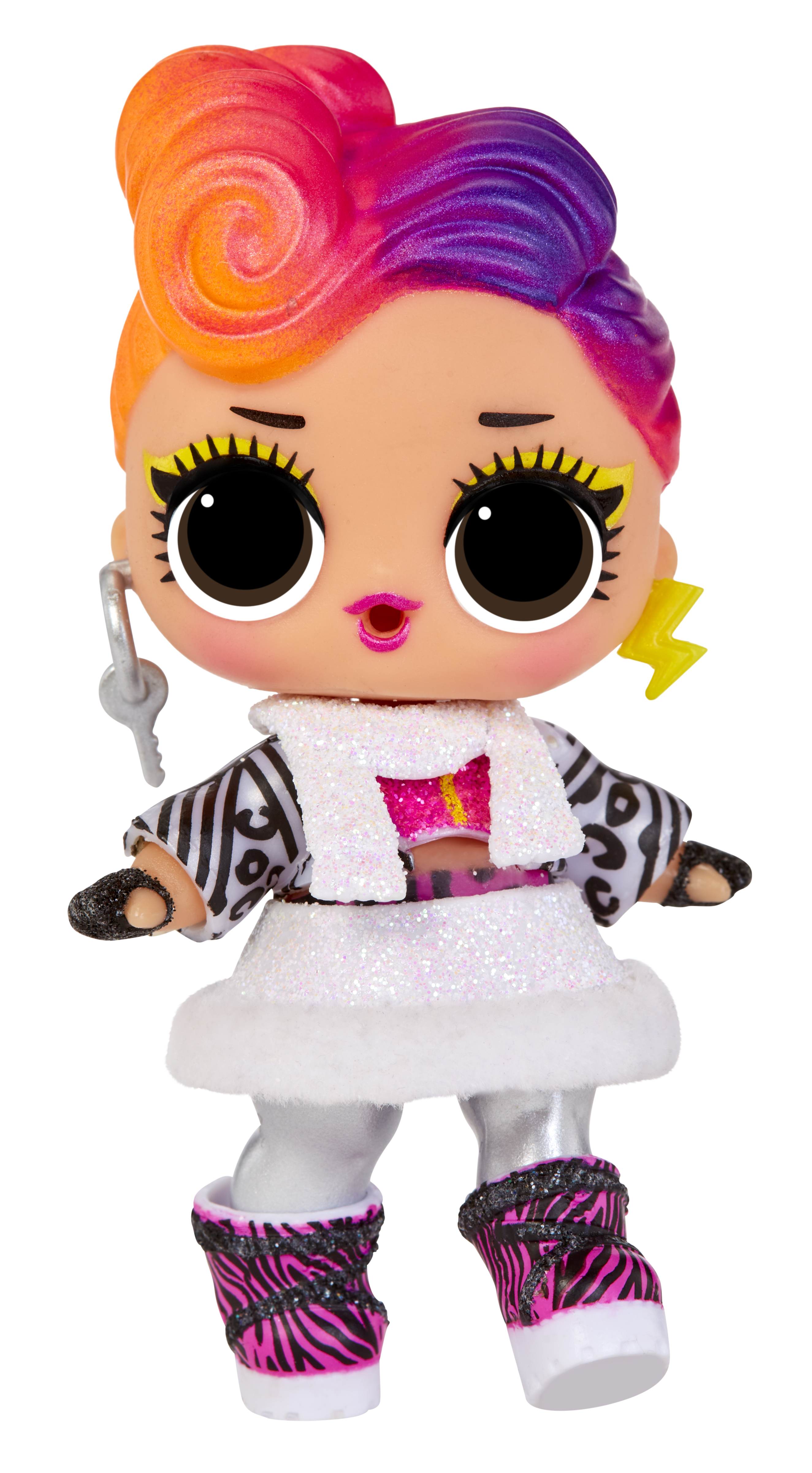 Bunte Puppe mit hellem Haar, großen Augen und einem modischen Outfit auf weißem Hintergrund.