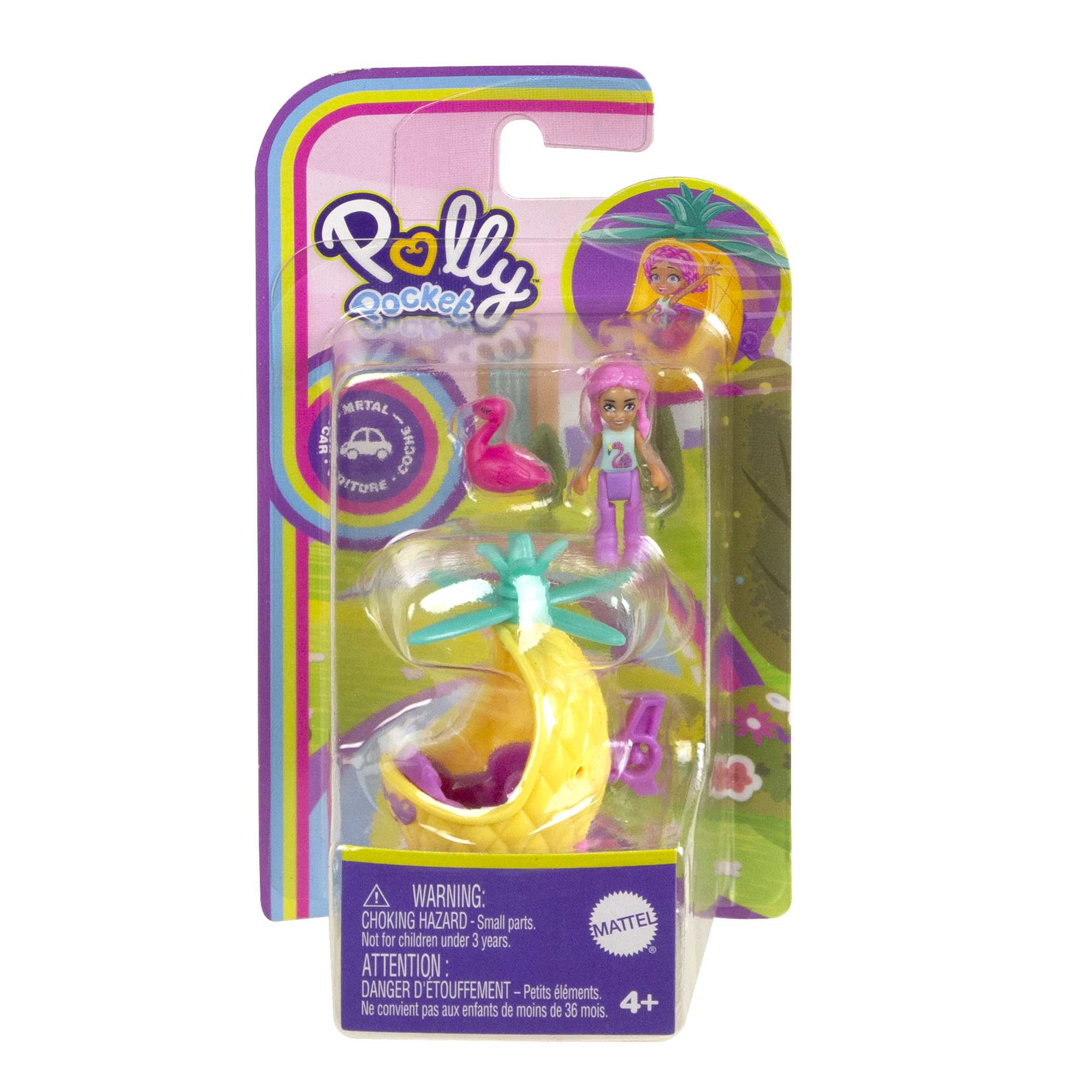 Polly Pocket Spielzeugset in Verpackung. Puppe, Ananas und Flamingo. Bunte Verpackung. Weißer Hintergrund.