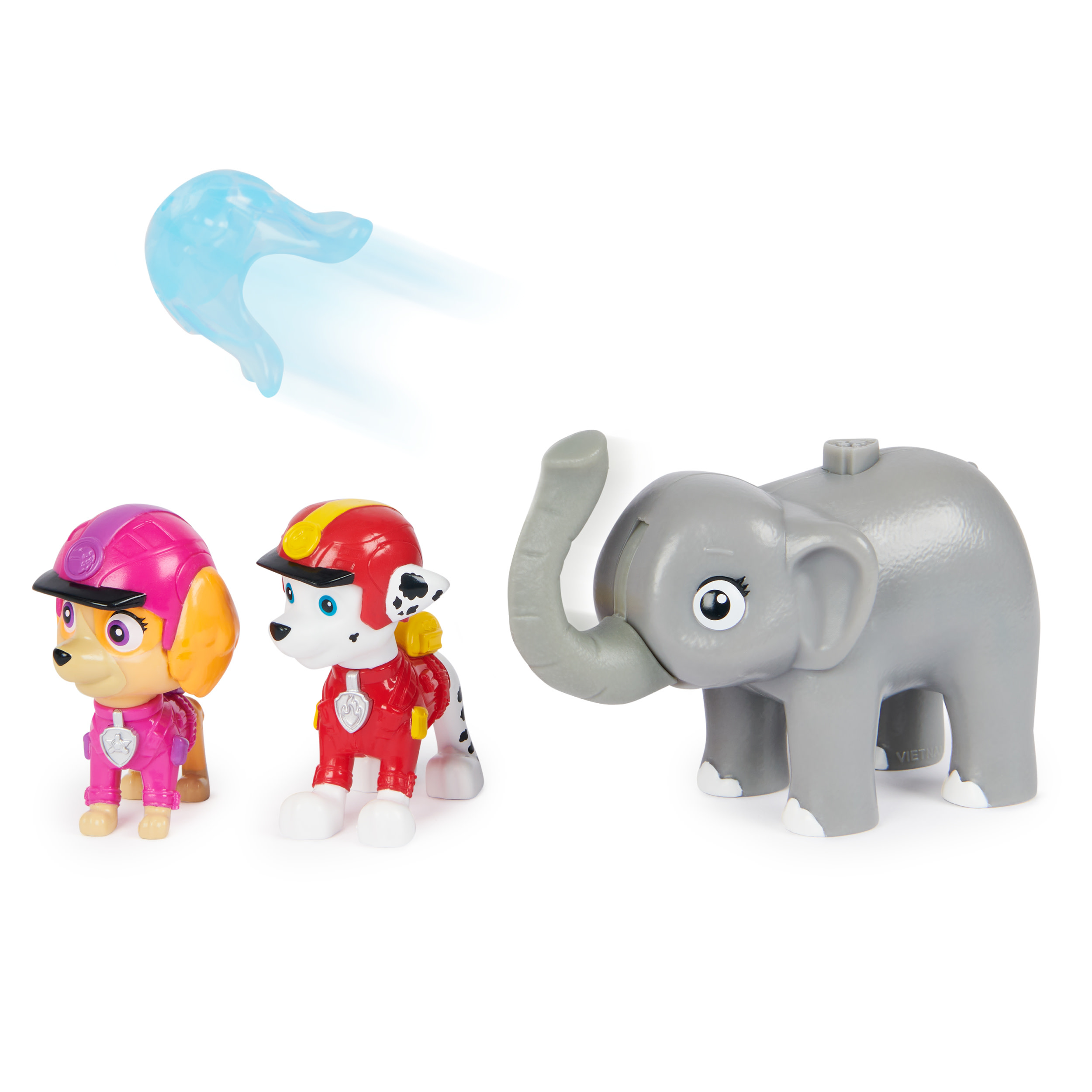 Personaggi di Paw Patrol Skye, Marshall e un elefante giocattolo grigio. Sfondo bianco.
