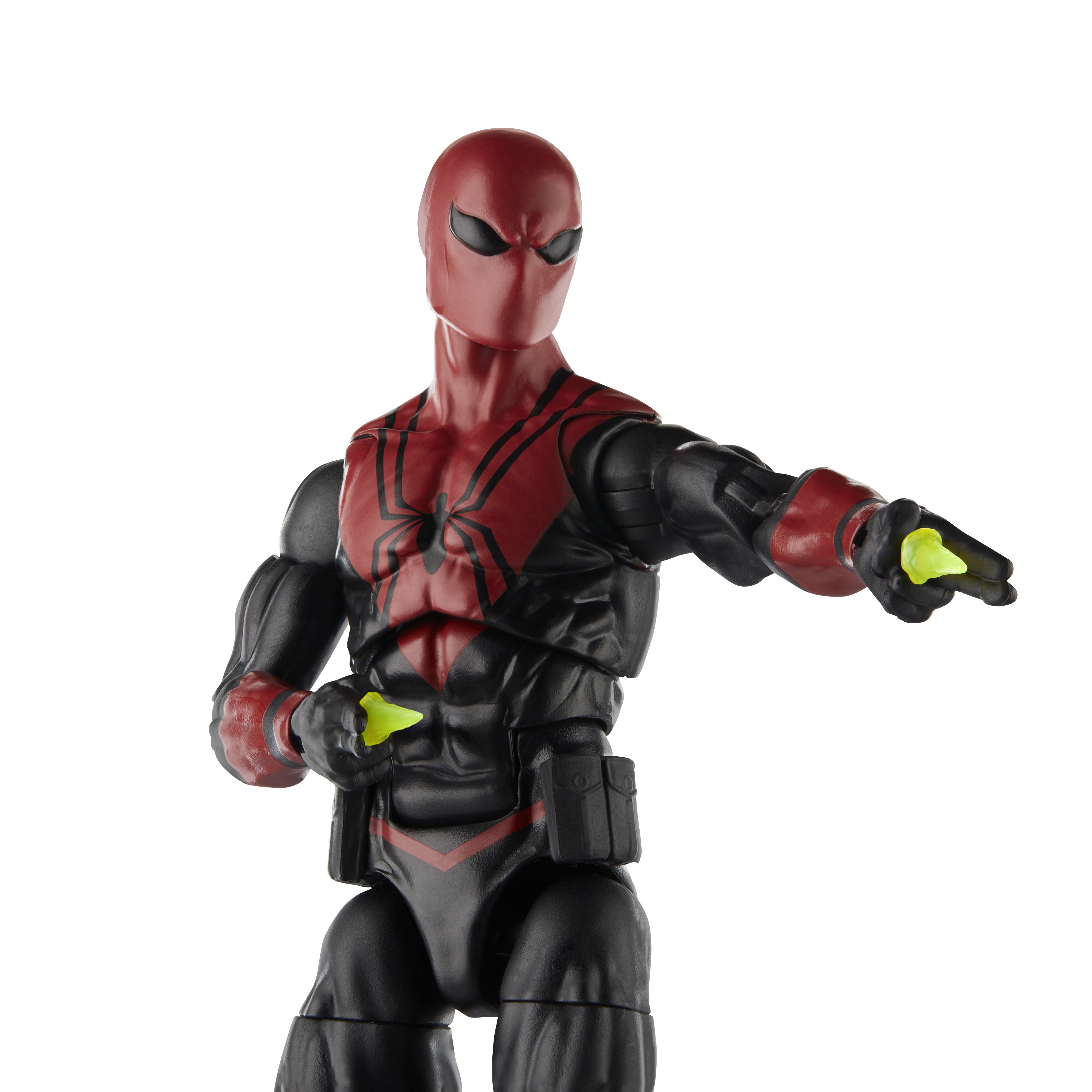 Action figure di Spider-Man in rosso e nero, che indica in avanti con un proiettile verde.