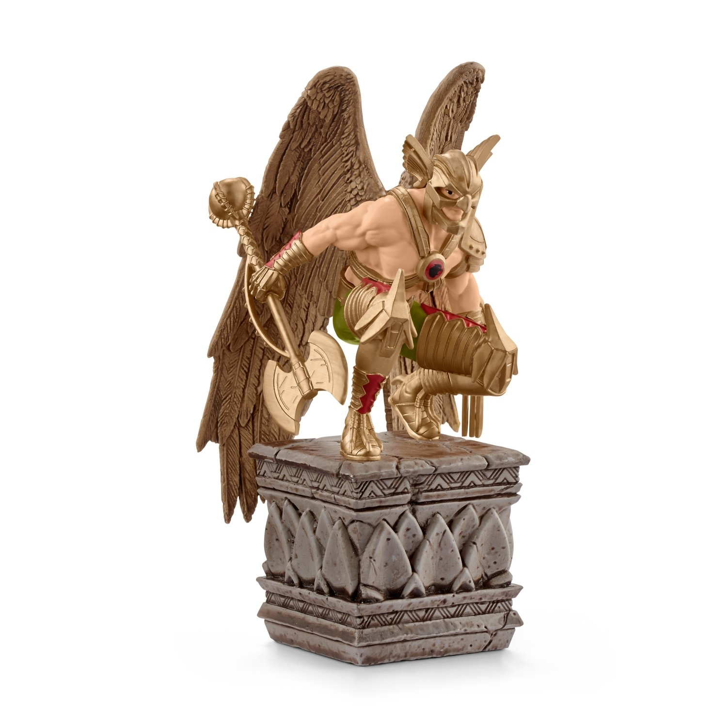 Una figura dorata di Hawkman con ali, su una base di pietra. Tiene una mazza e un'ascia.