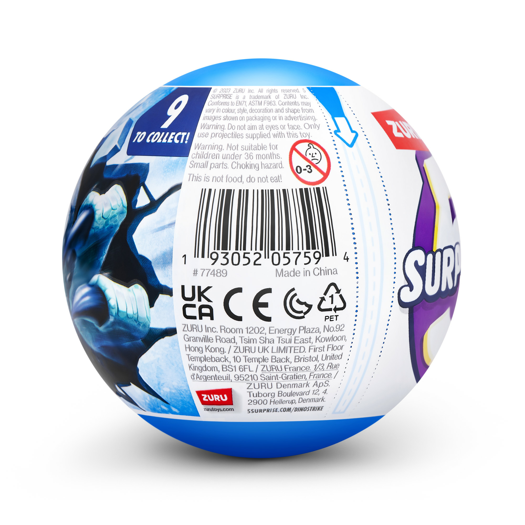 Una palla con un design blu e il logo ZURU. Ha un codice a barre e un'etichetta di avvertimento.