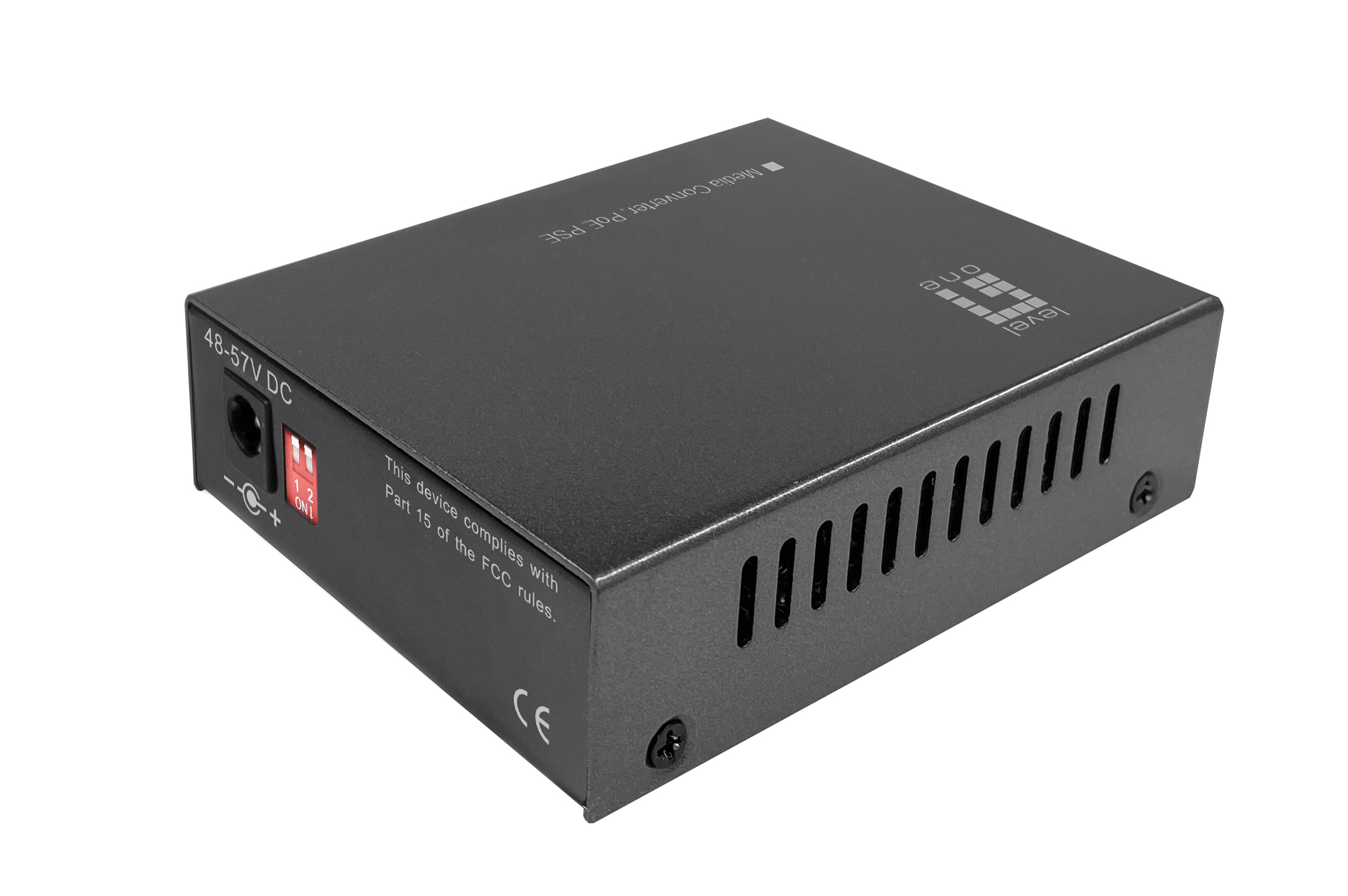 Czarne urządzenie elektroniczne z portami i etykietami, ustawione pod kątem na białej powierzchni. Widoczny tekst 'POE'.