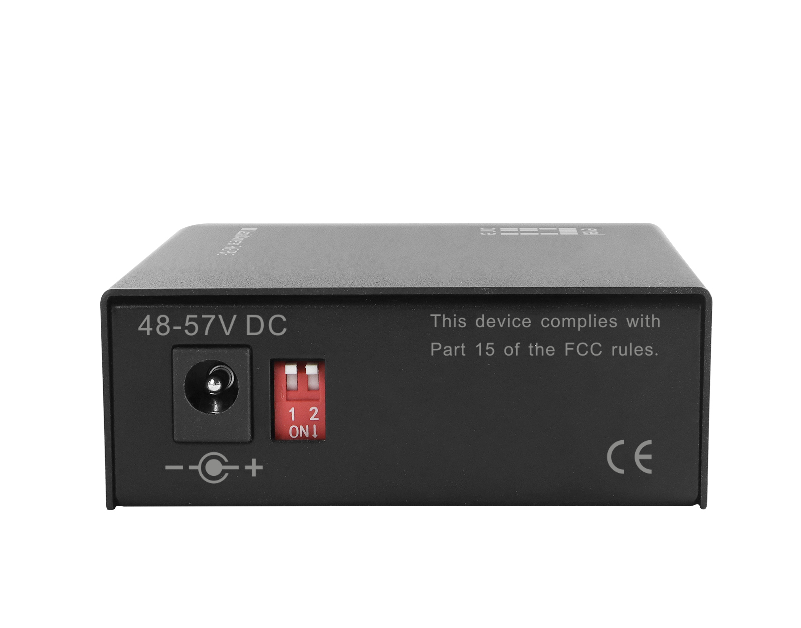 Czarne urządzenie elektroniczne z portami, etykietami i czerwonym przełącznikiem, oznaczonym '48-57V DC'.