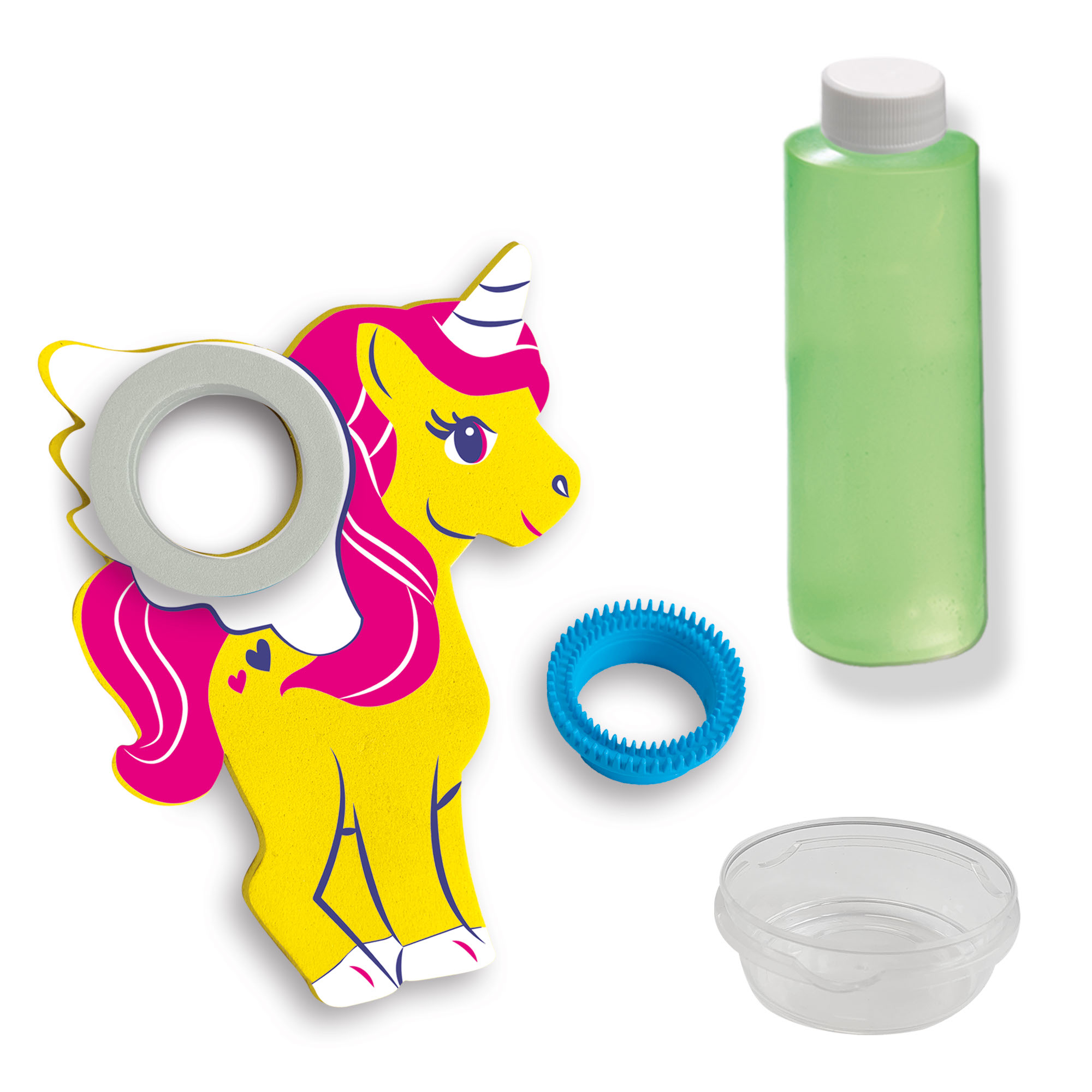 Un juguete de unicornio con burbujas y una botella sobre un fondo blanco.