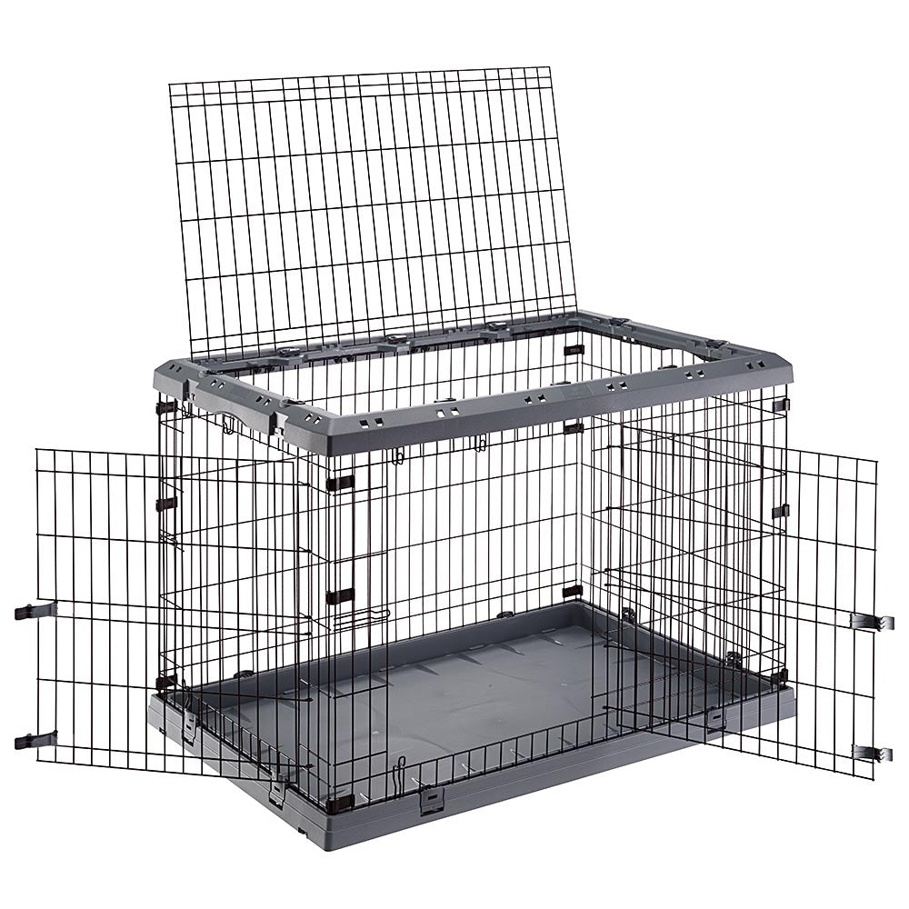 Schwarze Draht-Hundekiste mit offenen Türen und Oberteil. Weißer Hintergrund.