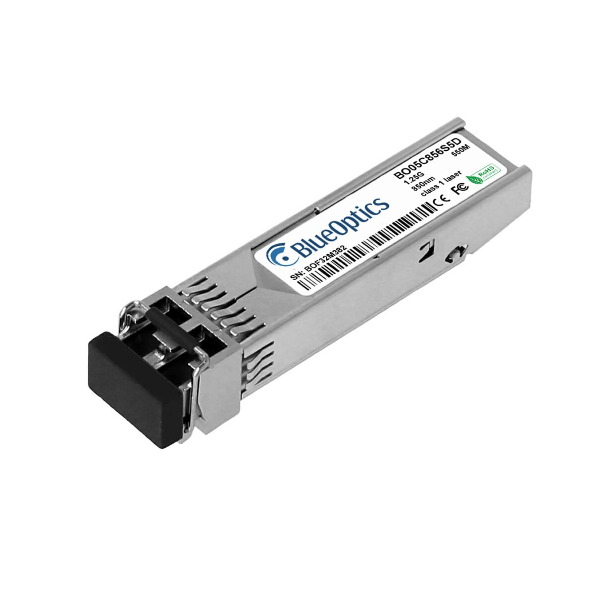 Srebrny moduł SFP BlueOptics. Czarny konektor. Białe tło.