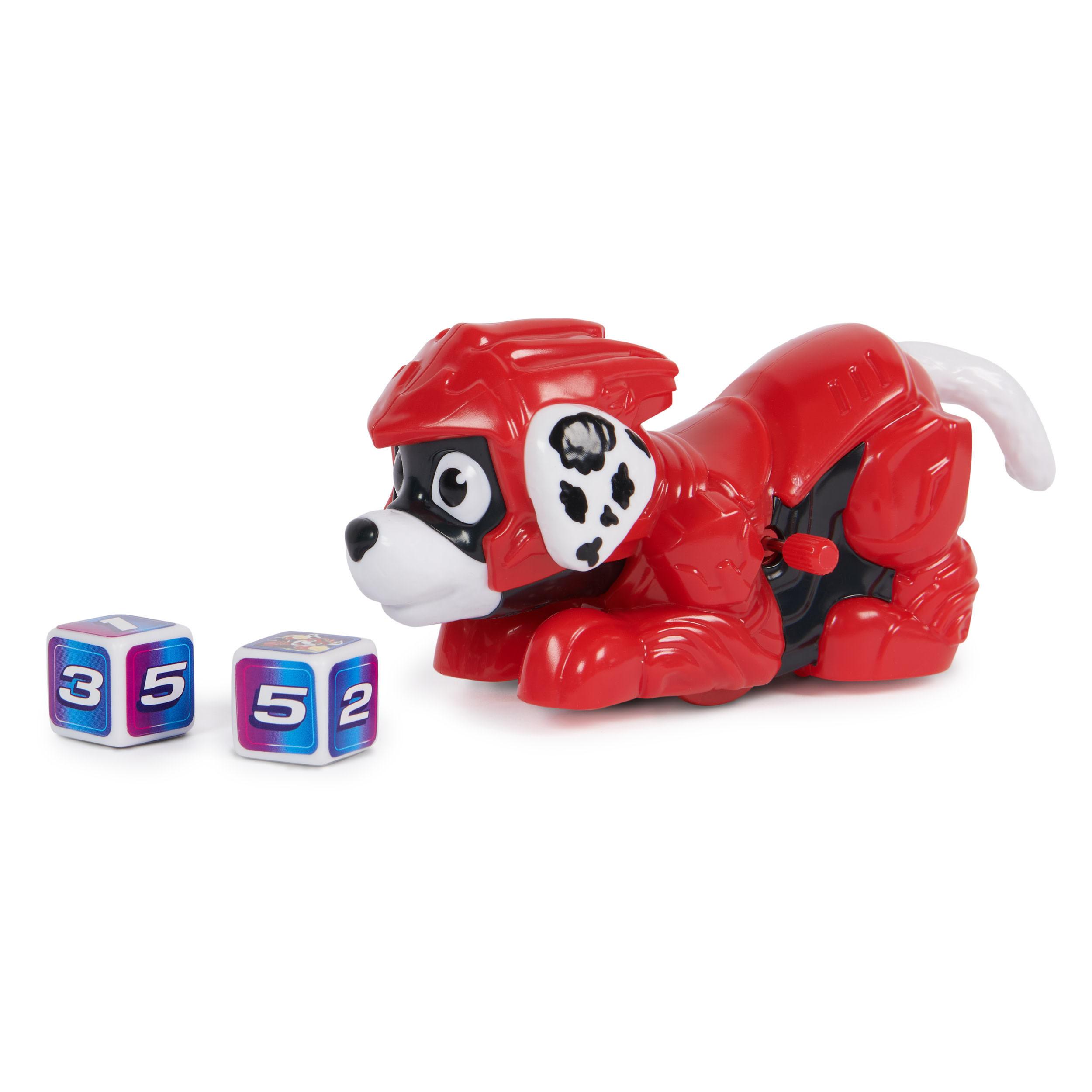 Roter Spielzeughund mit Würfeln 3, 5 und 5, 2. Der Hund liegt.