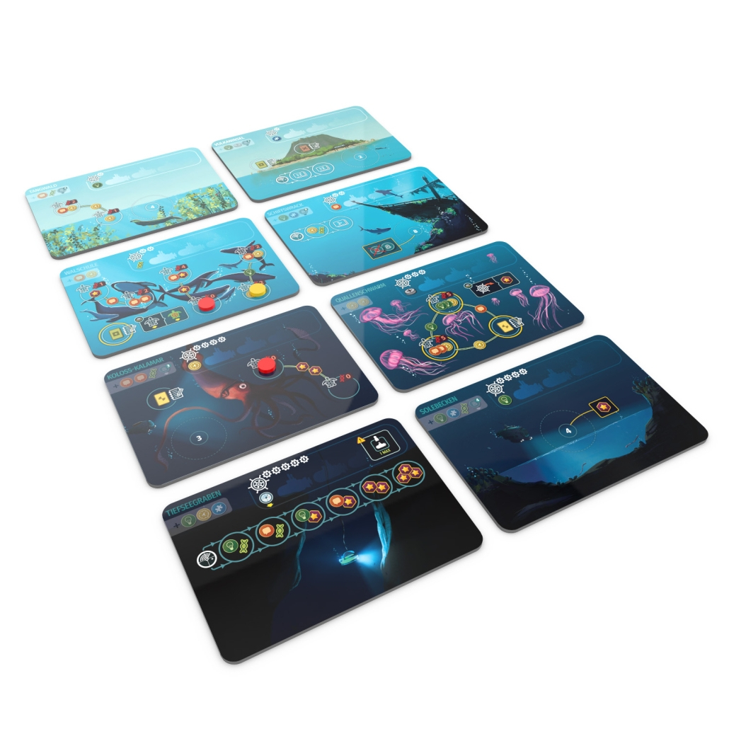Un tabellone di gioco che mostra scene sottomarine. Varie pedine sono collocate sul tabellone.