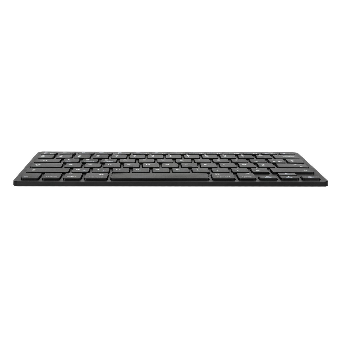 Schwarze, drahtlose Tastatur auf weißem Untergrund. Die Ansicht ist von der Seite.