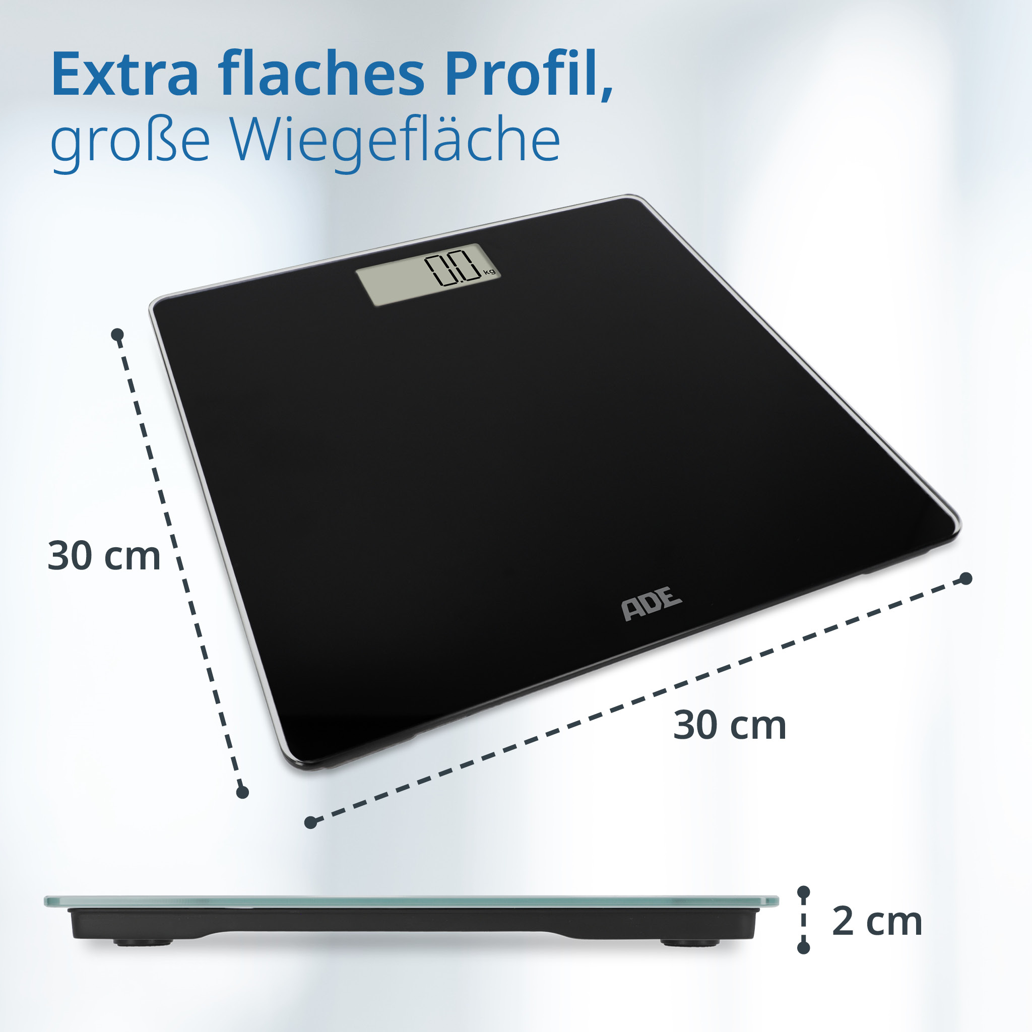 Bilancia da bagno digitale nera. Dimensioni 30x30 cm, alta 2 cm. Legge 0,0 kg.