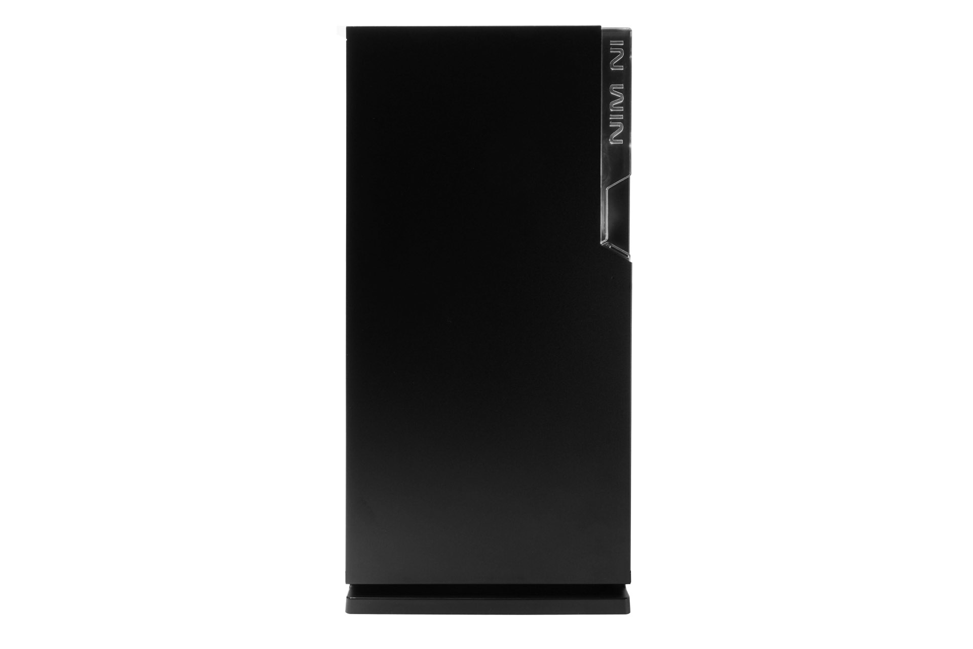 Czarna obudowa komputera, widok z boku. Ma czysty, minimalistyczny design, z nazwą marki Inwin.