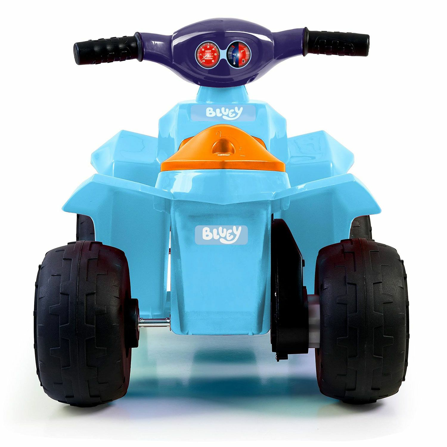 Ein blaues ATV-Spielzeug mit schwarzen Rädern und einem orangefarbenen Abschnitt vorne.