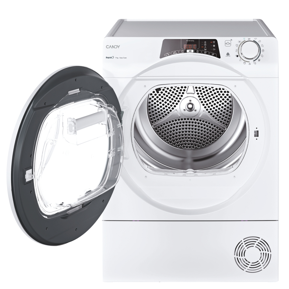 Una secadora Candy blanca con la puerta abierta. Panel de control, tambor redondo y ventilador.