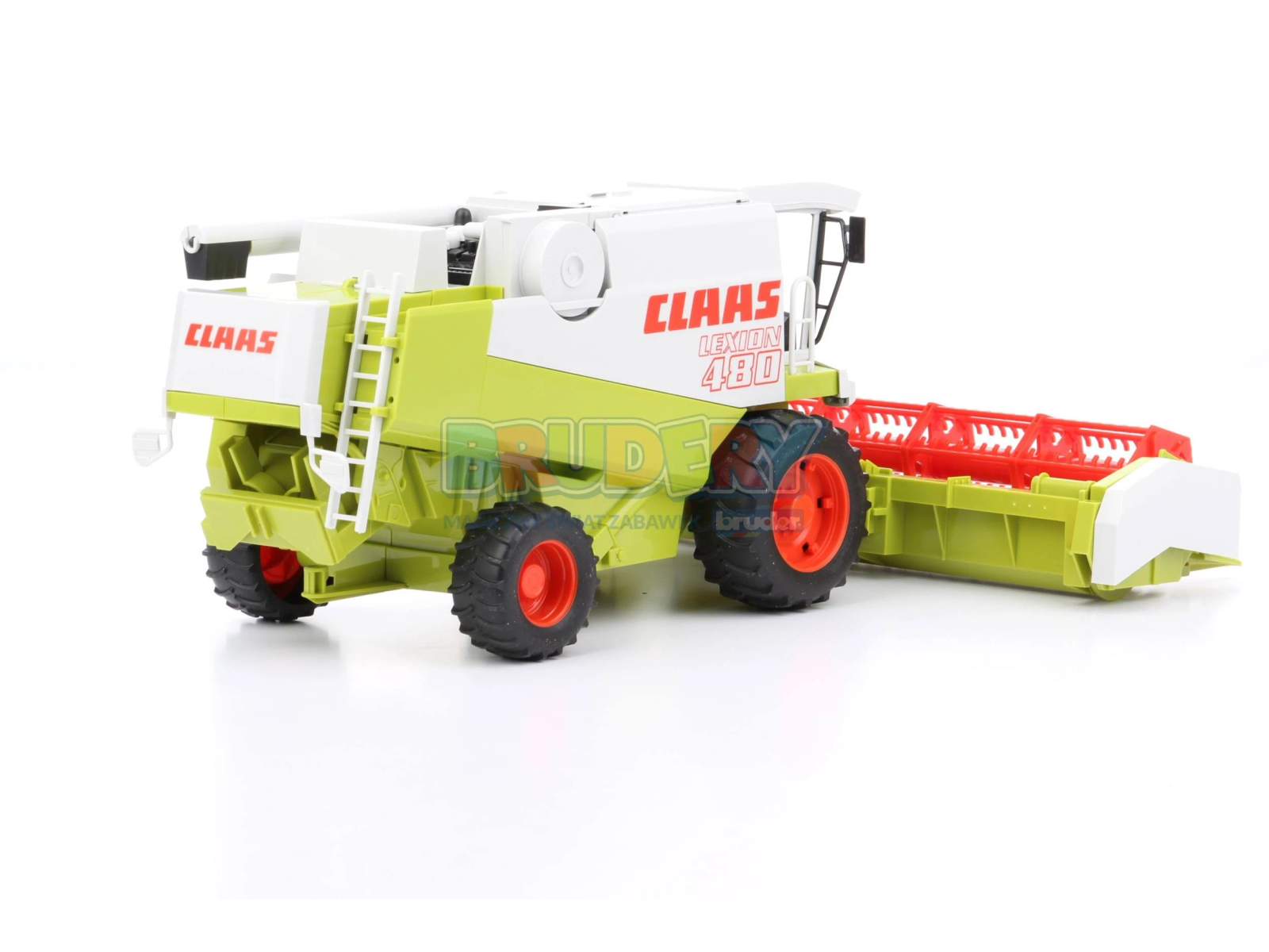 Zielono-biały kombajn Claas Lexion 480 na białym tle.