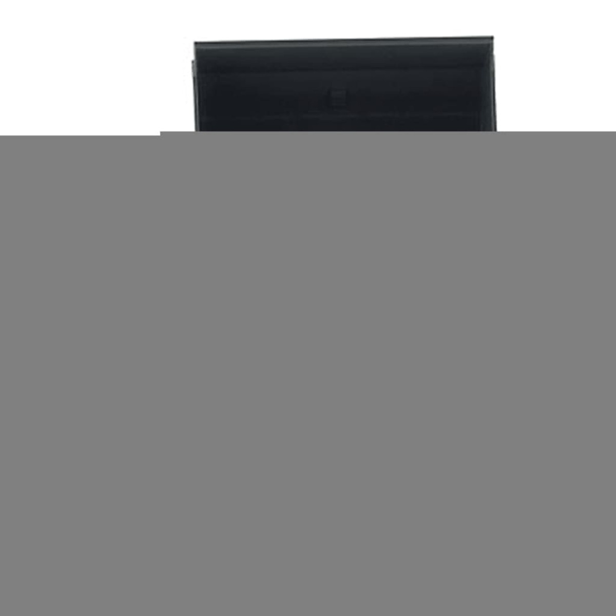 Puste białe zdjęcie.