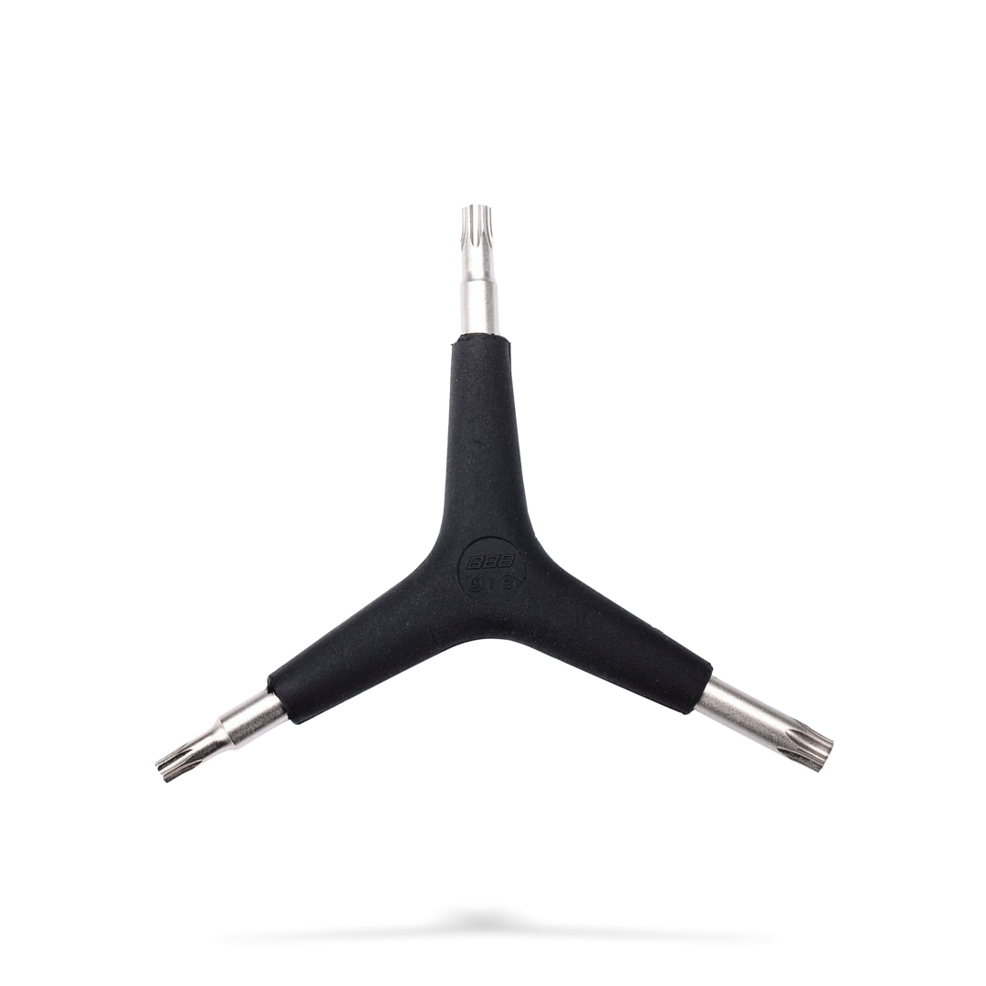 Czarny klucz rowerowy w kształcie litery Y z trzema końcówkami w kształcie gwiazdy. Czarny uchwyt. Białe tło.