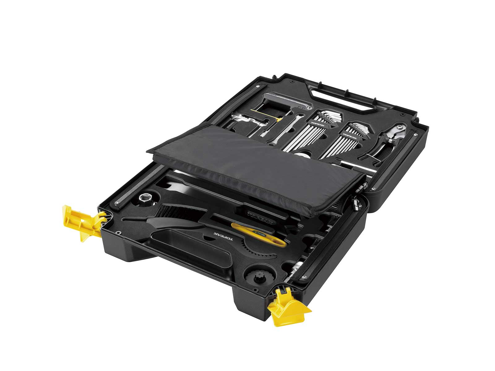 Otwarta czarna walizka z narzędziami z różnymi narzędziami w środku, w tym kluczami, szczypcami i szczotką.