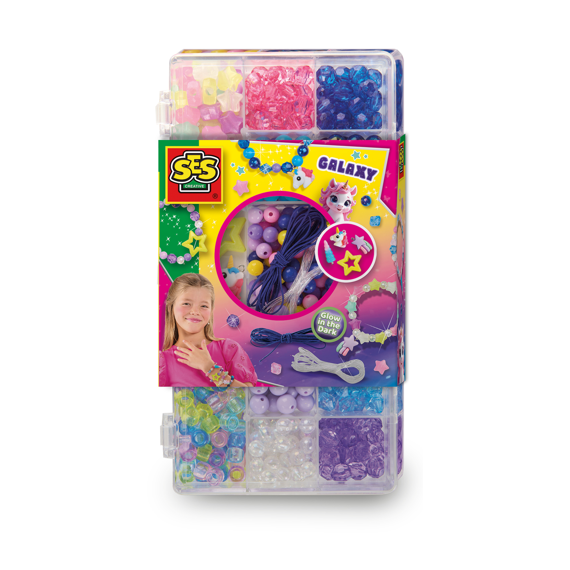 Opakowanie zestawu koralików SES Creative Galaxy z dziewczyną. Zawiera koraliki, sznurek i akcesoria.