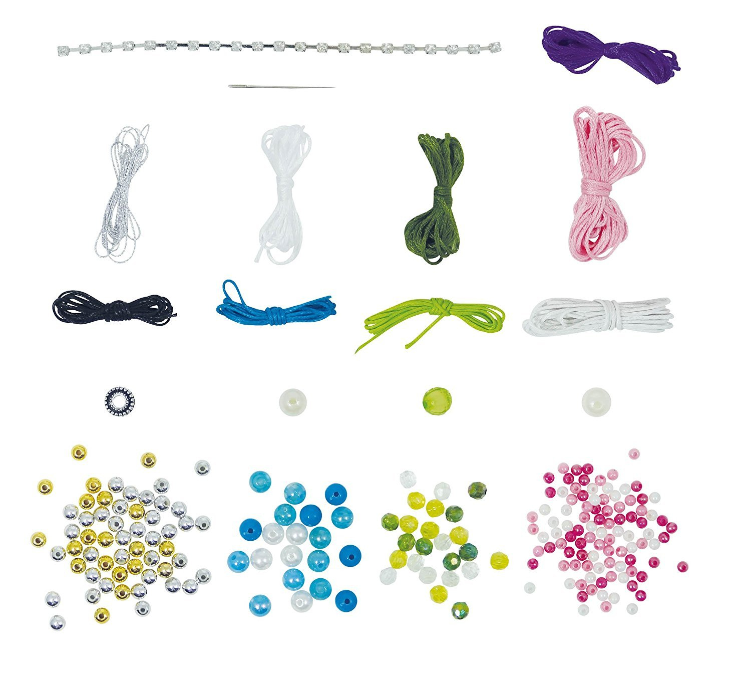 Materiały do rękodzieła: sznurek, koraliki i igła. Przedmioty są w różnych kolorach i ułożone na białej powierzchni.