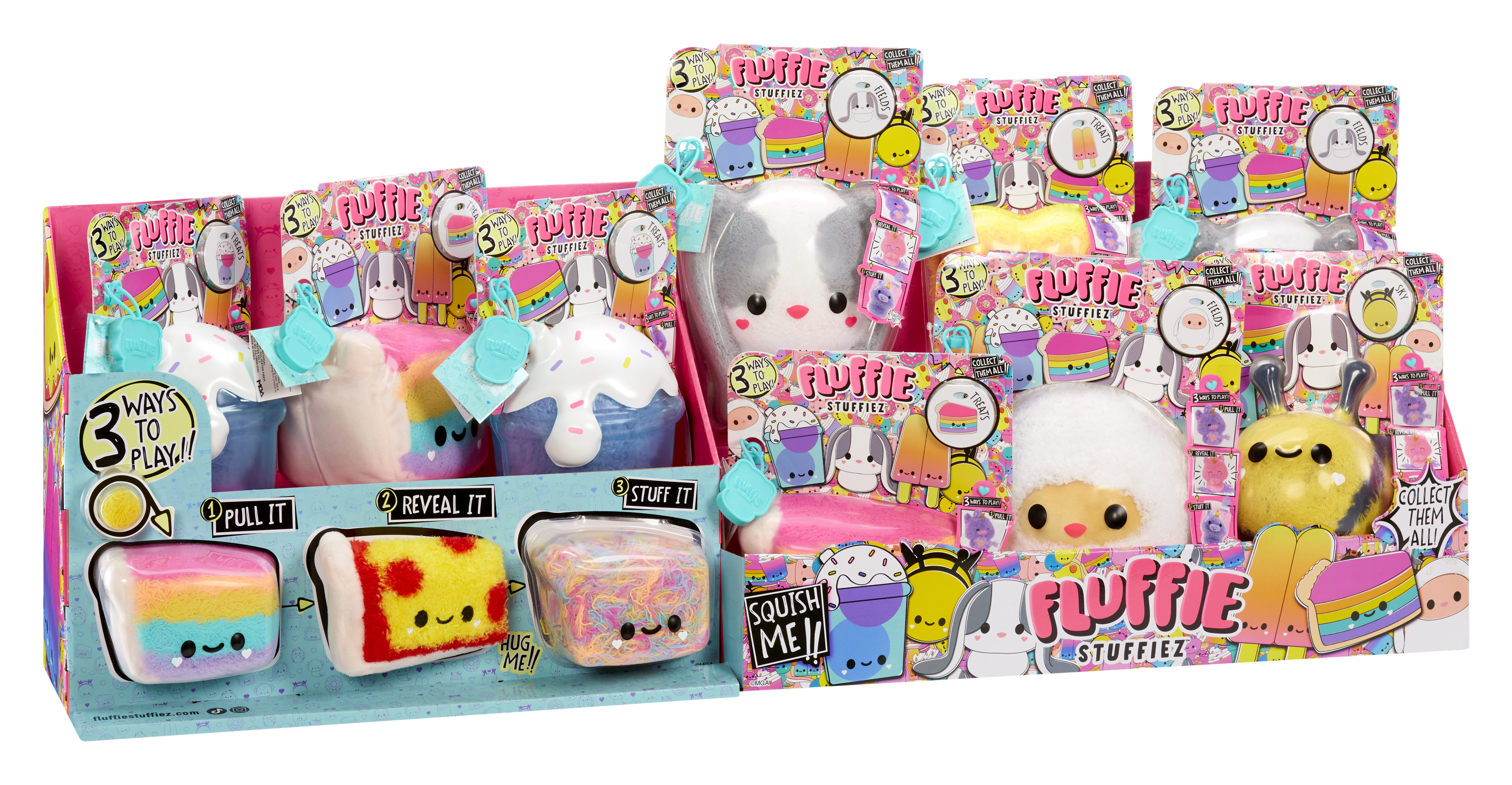 Pudełka z zabawkami Fluffie Stuffiez z różnymi pluszowymi postaciami.