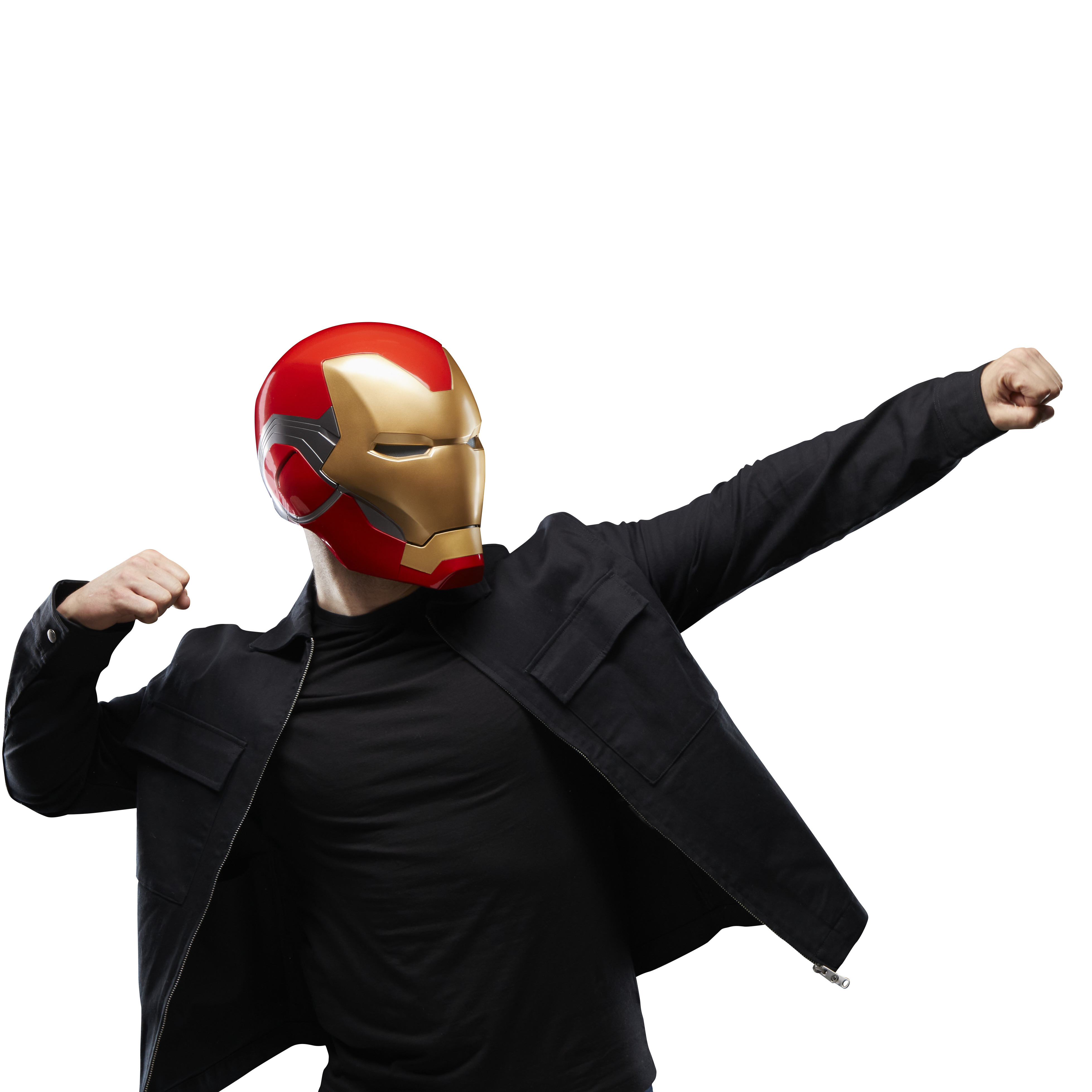 Osoba w hełmie Iron Mana, ręka zaciśnięta w pięść.