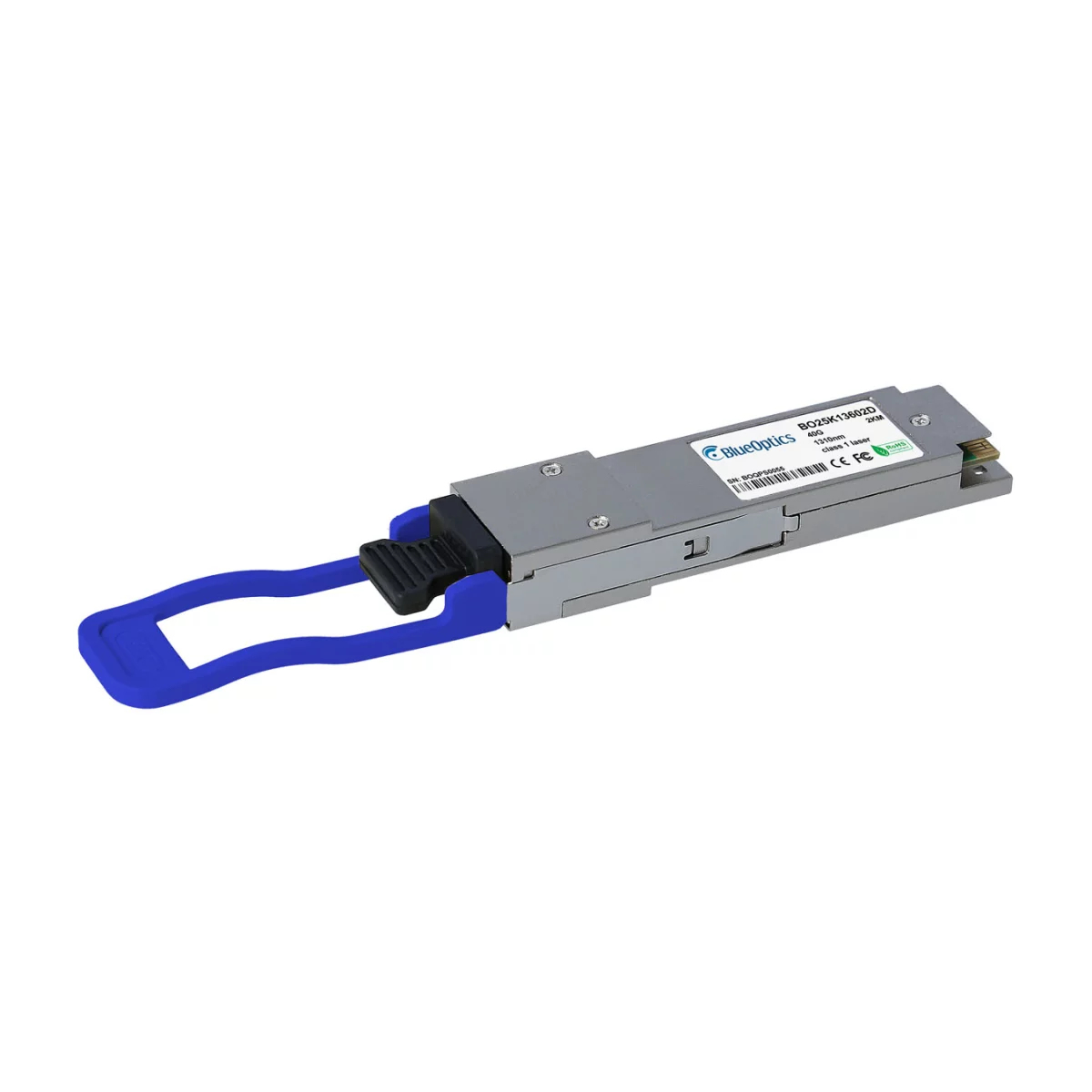 Silberner optischer Transceiver mit blauem Griff und Etikett. Weißer Hintergrund.