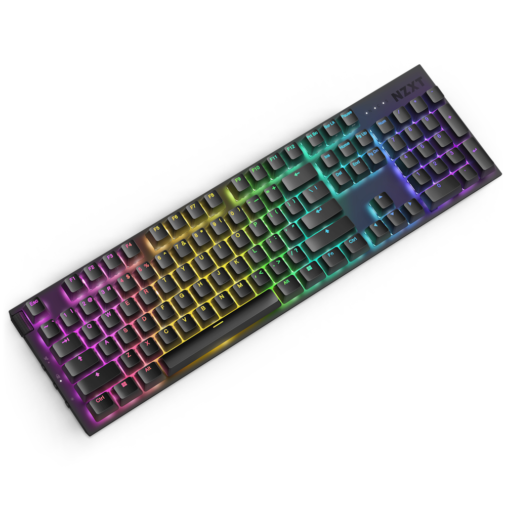 Gökkuşağı ışıklı siyah NZXT klavye. Tuşlar yanıyor ve arka plan beyaz.