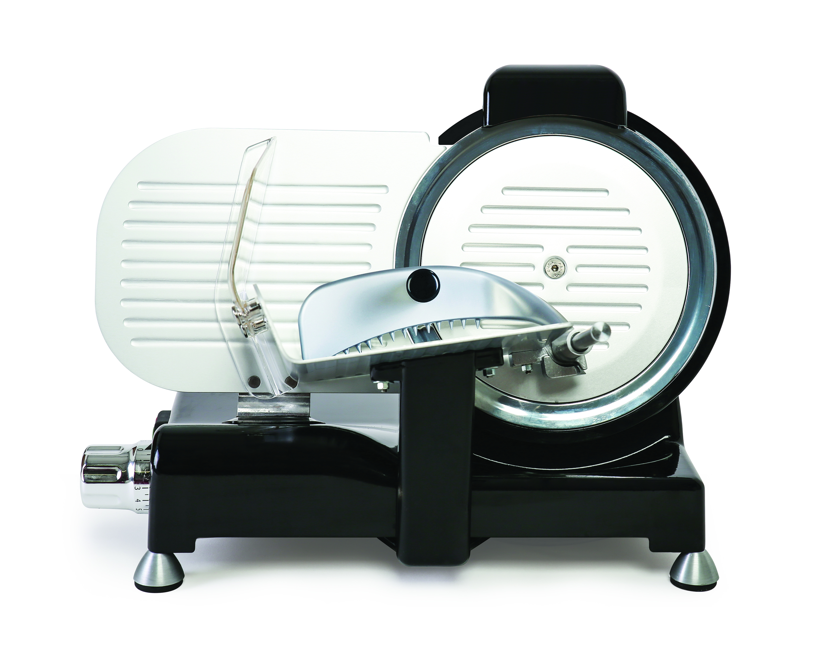 Czarna i srebrna krajalnica do mięsa na białym tle. Posiada ostrze i pokrętło.