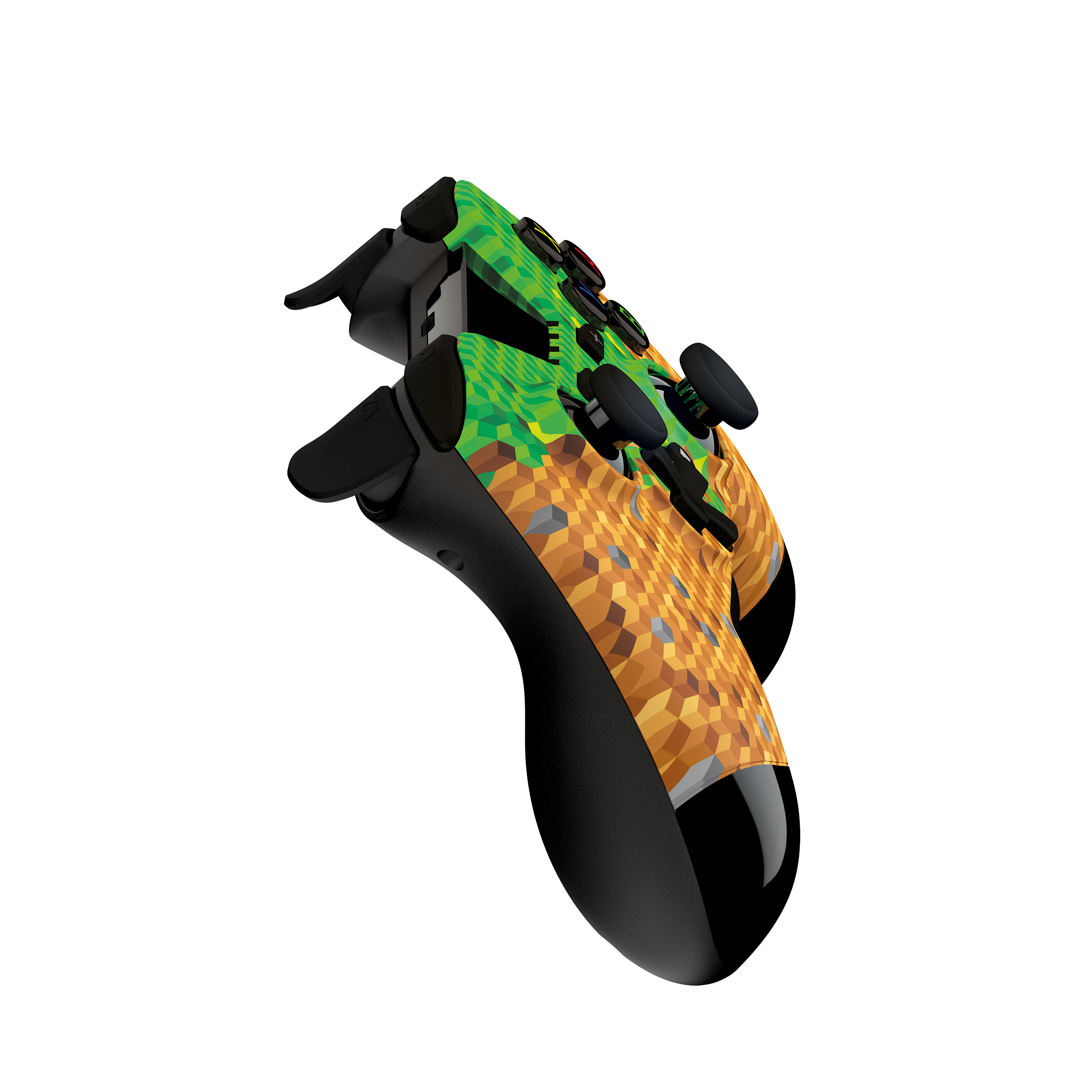 Ein Gaming-Controller mit Minecraft-Design, vor weißem Hintergrund abgewinkelt.