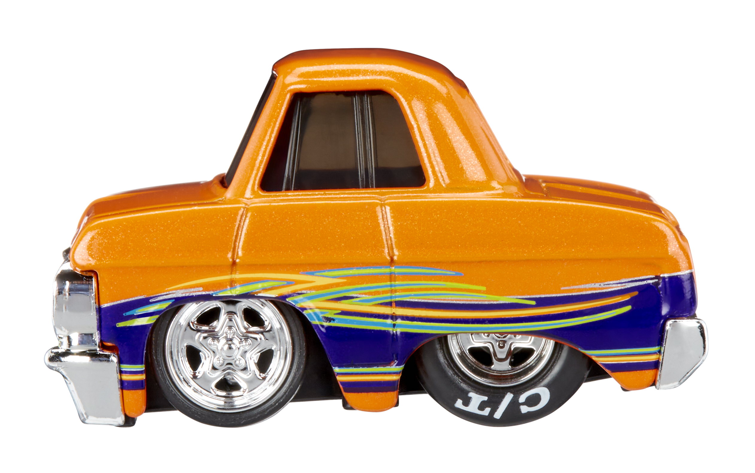 Un coche de juguete naranja con detalles de pintura azules y amarillos. El coche tiene llantas personalizadas.