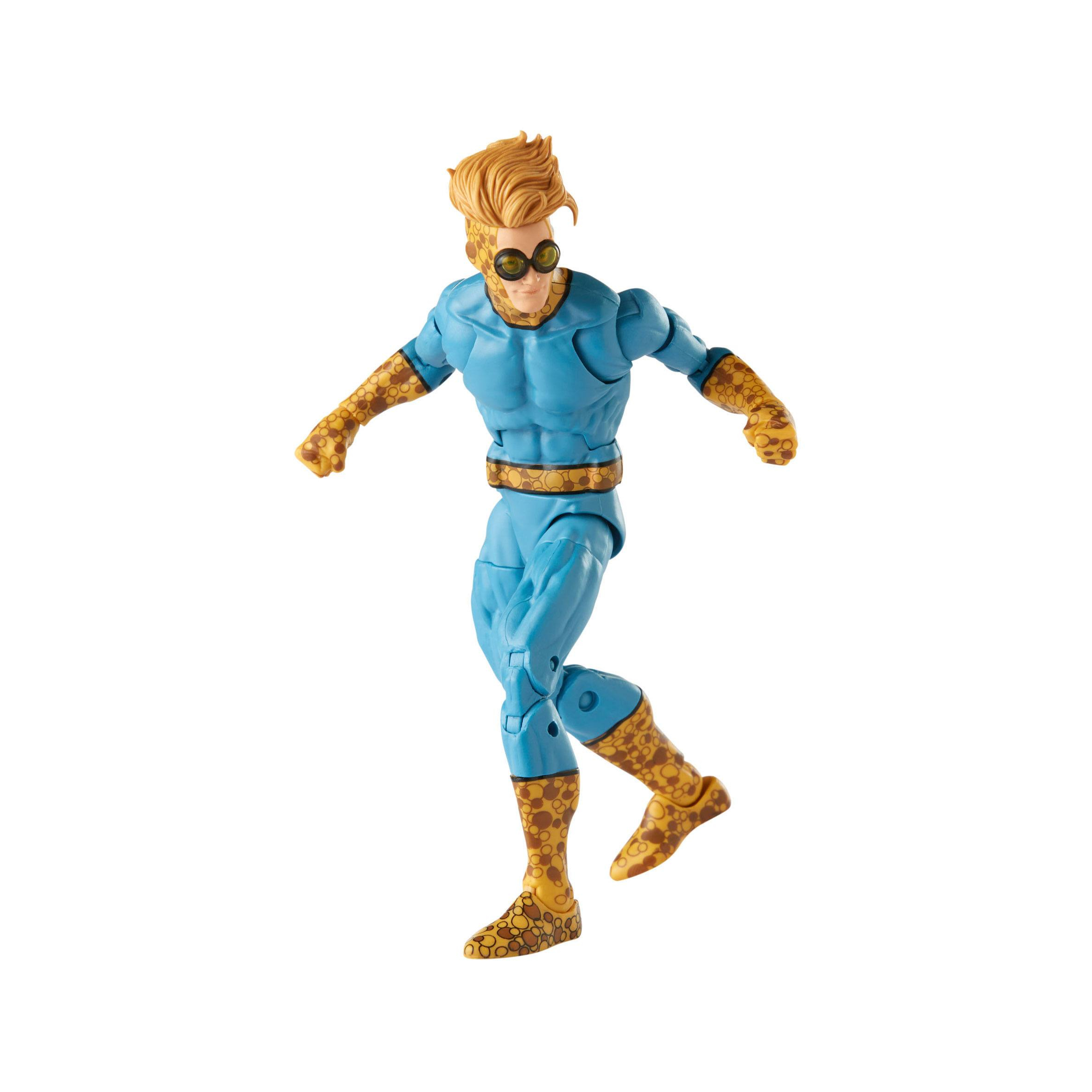 Figura de acción de superhéroe con traje azul, brazos y piernas amarillas estampadas, caminando.