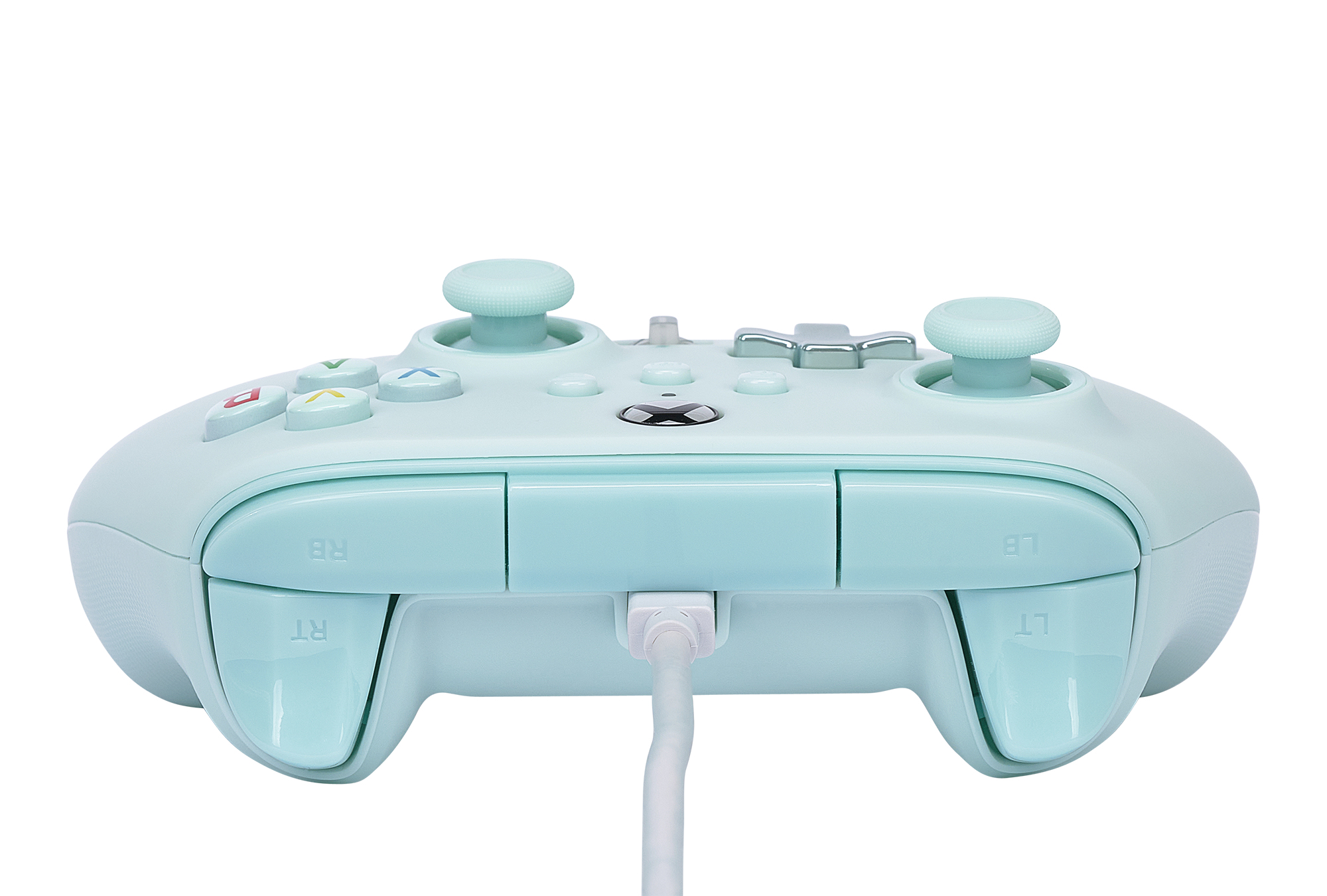 Mando de juego color menta con botones y cable USB-C, visto desde atrás.