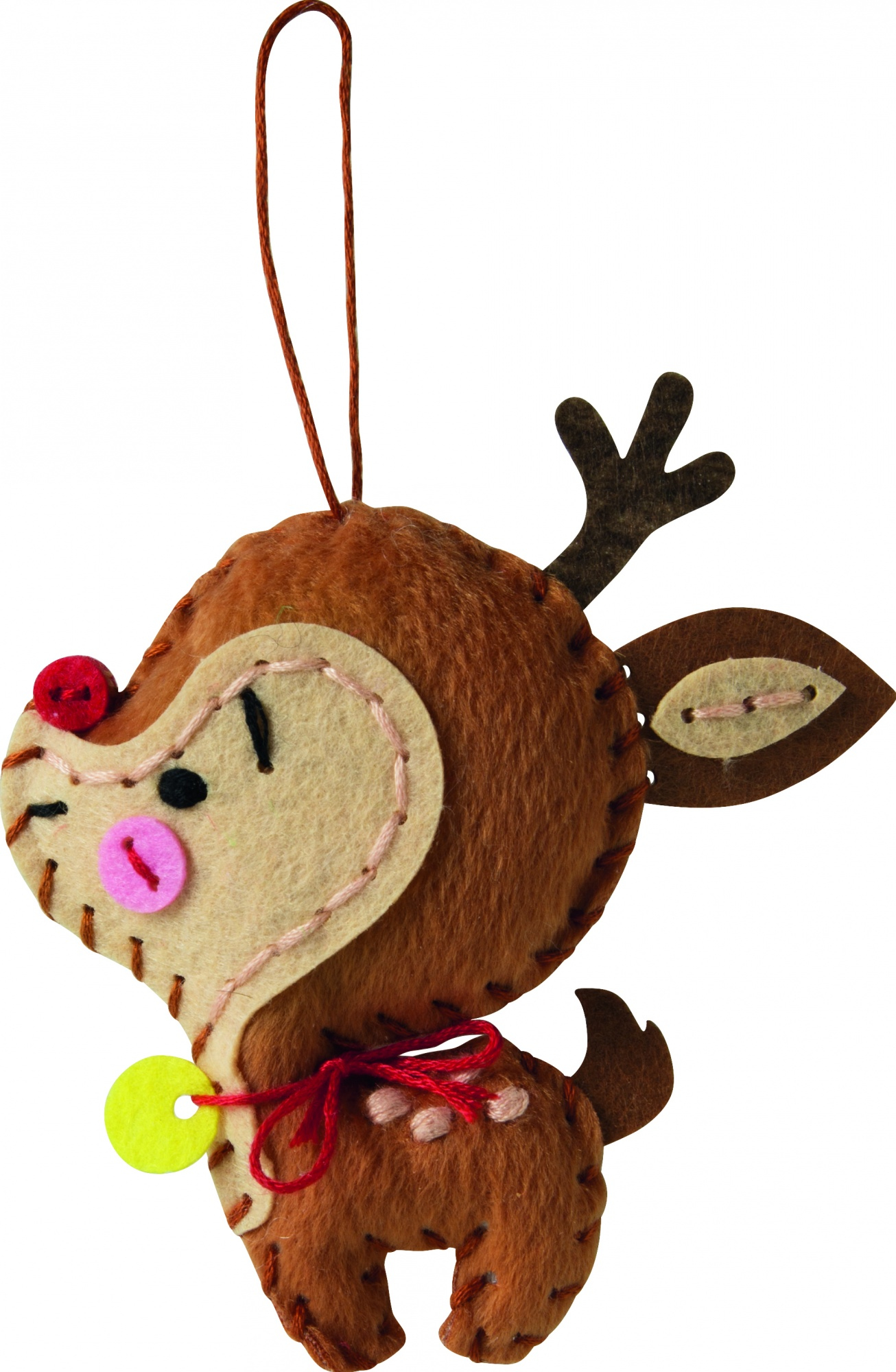 Filcowa ozdoba świąteczna w kształcie renifera w kolorach brązowym i czerwonym. Żółty dzwonek wisi na szyi.