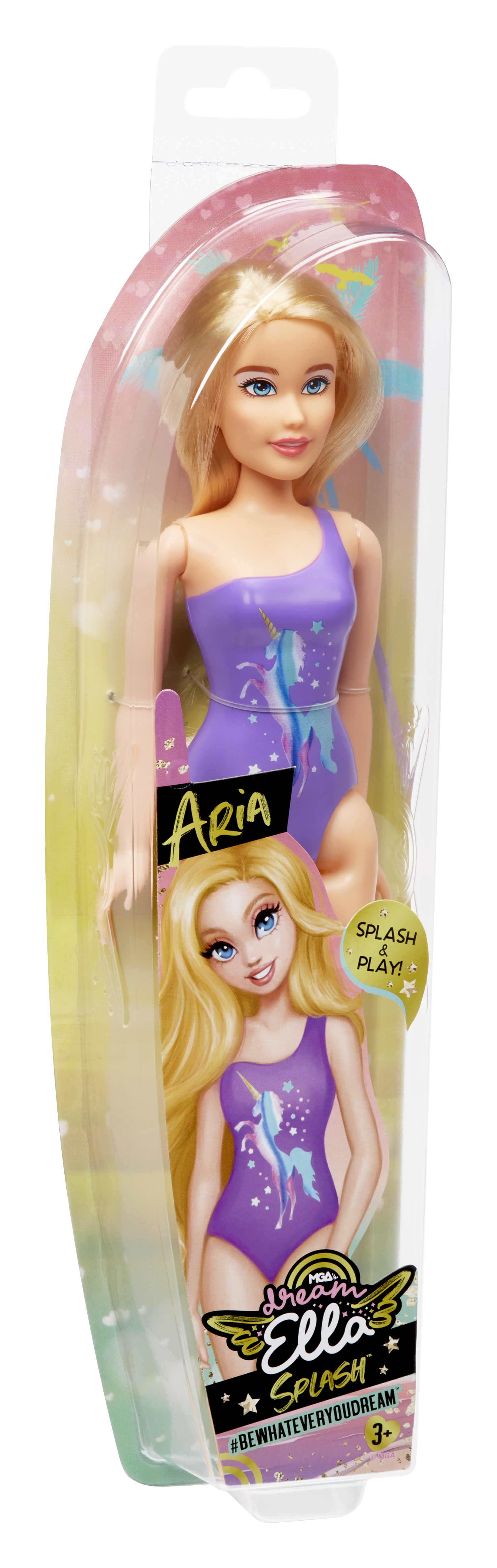 Lalka Barbie w opakowaniu. Lalka ma na sobie fioletowy kostium kąpielowy z jednorożcem. Blond włosy, białe tło.