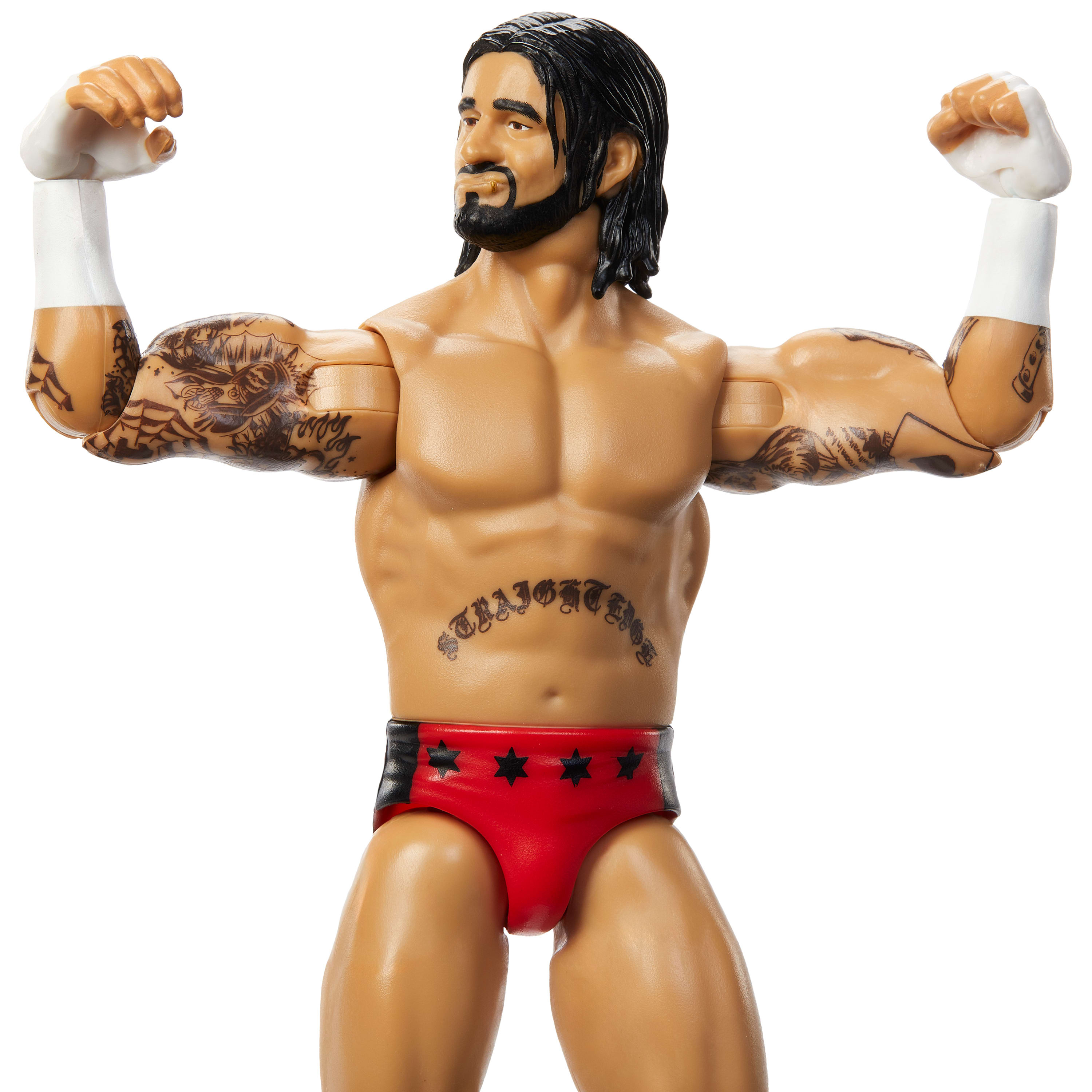 Eine Wrestlerfigur mit Tätowierungen an beiden Armen, roten Shorts und weißen Handgelenkbändern. Weißer Hintergrund.
