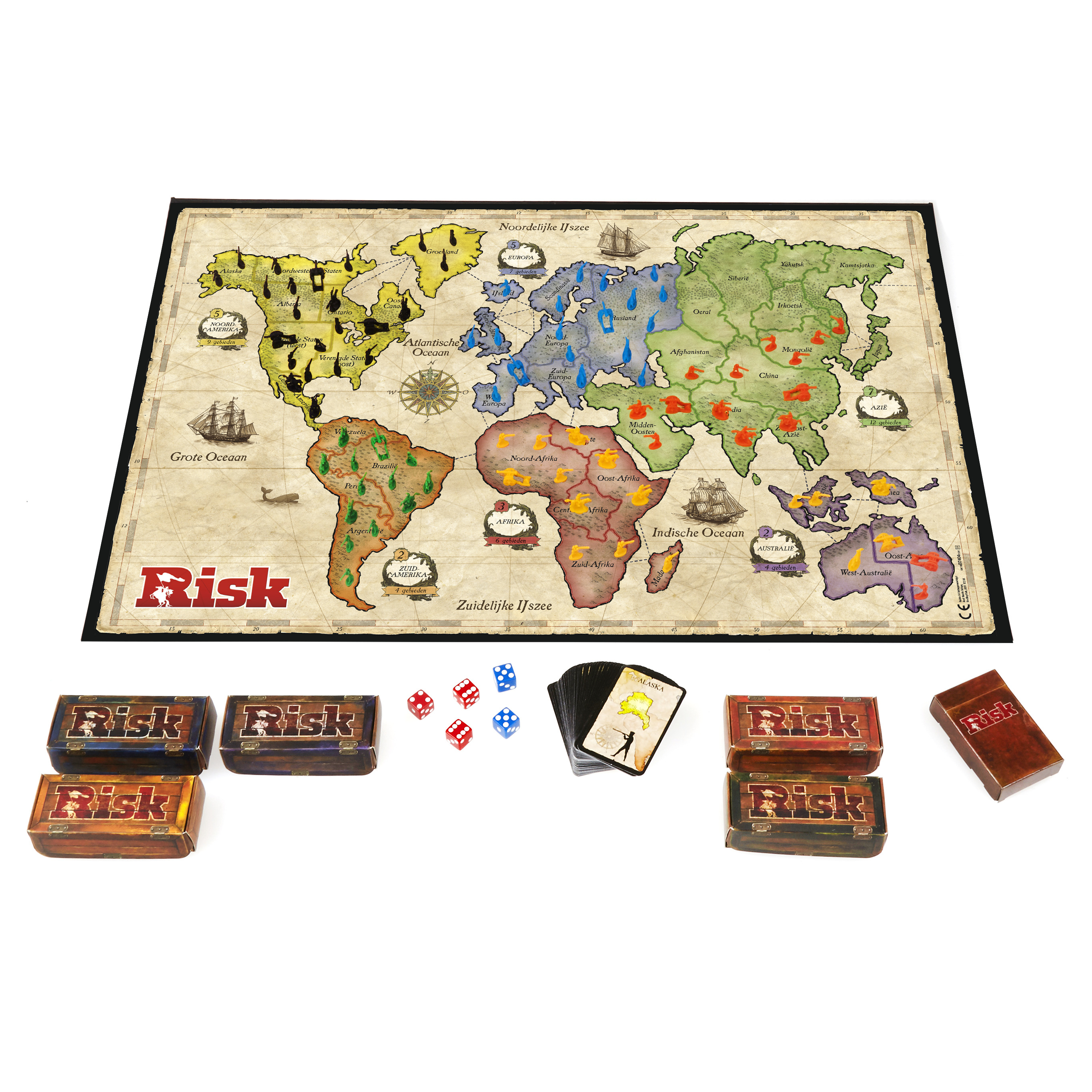 Un tabellone di gioco Risk con pezzi, dadi e carte. Il tabellone mostra una mappa del mondo divisa in territori.