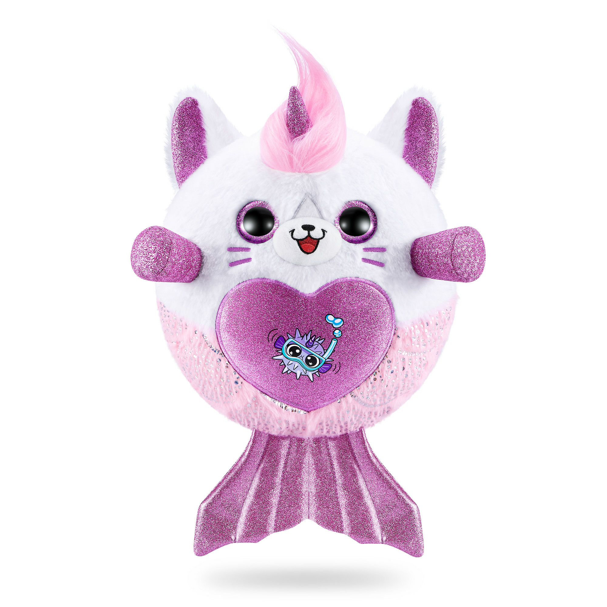 Ein weißes Plüschtier mit rosa Herz und Meerjungfrauenschwanz. Es hat ein Einhornhorn und ist auf weißem Grund.