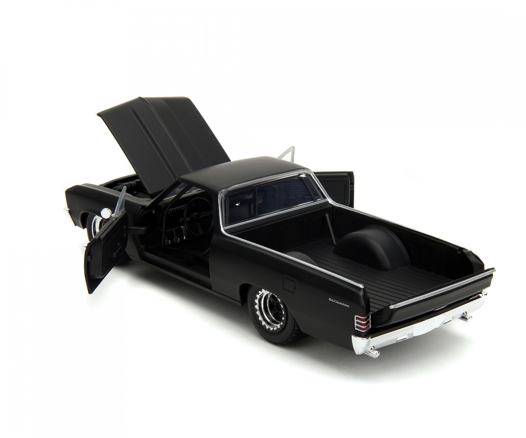 Auto giocattolo nera, El Camino. Vista laterale con porte aperte. Sfondo bianco.