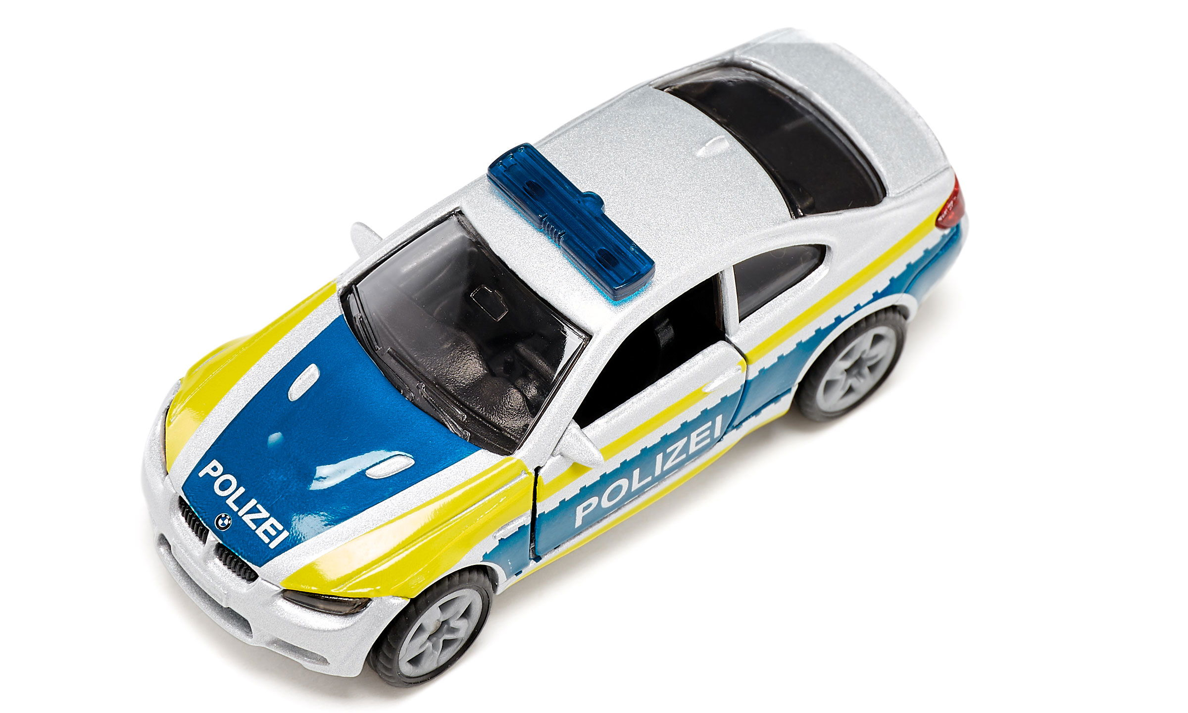 Spielzeug-Polizeiauto mit geöffneten Türen. Das Auto ist weiß, silber, blau und gelb.