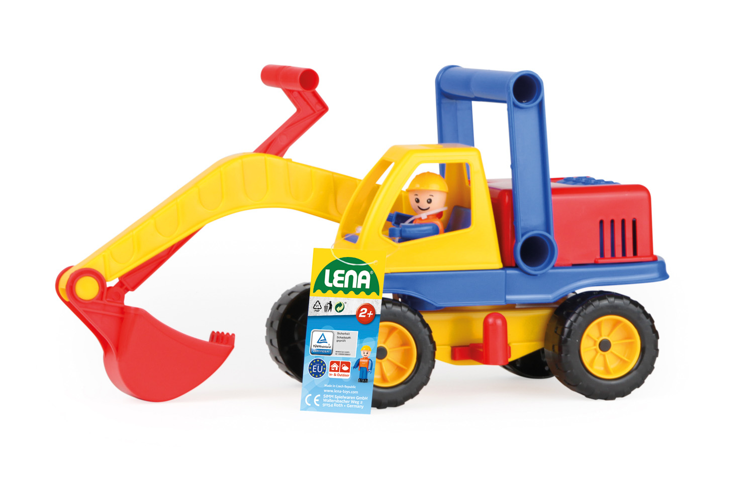 Ein roter, gelber, blauer Spielzeugbagger mit einer kleinen Figur darin, auf weißem Hintergrund.