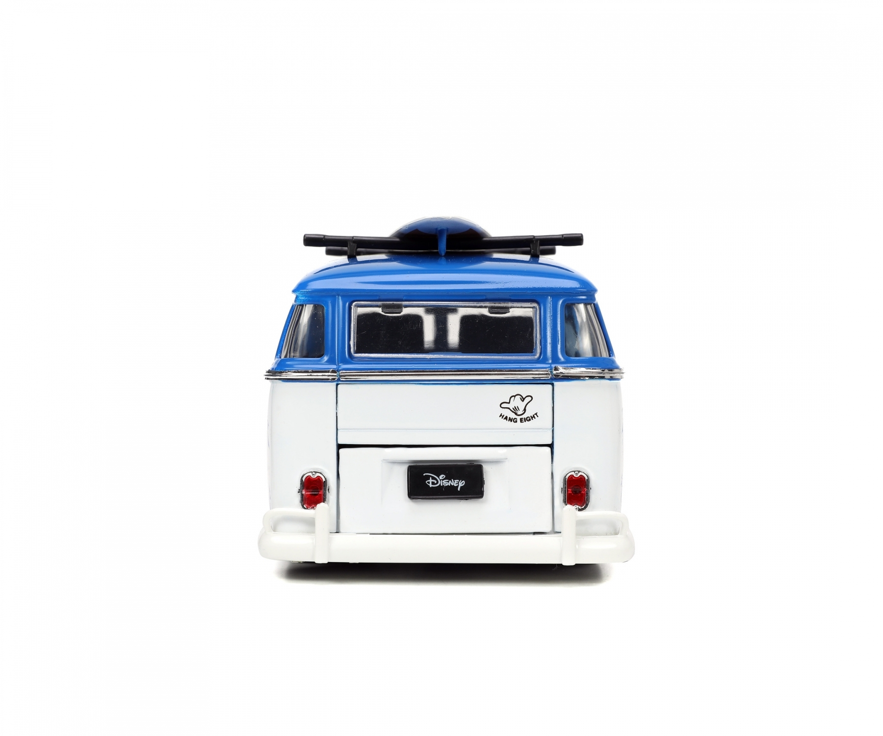 Rückansicht eines VW-Bus-Spielzeugs mit Disney-Logo, auf Weiß.