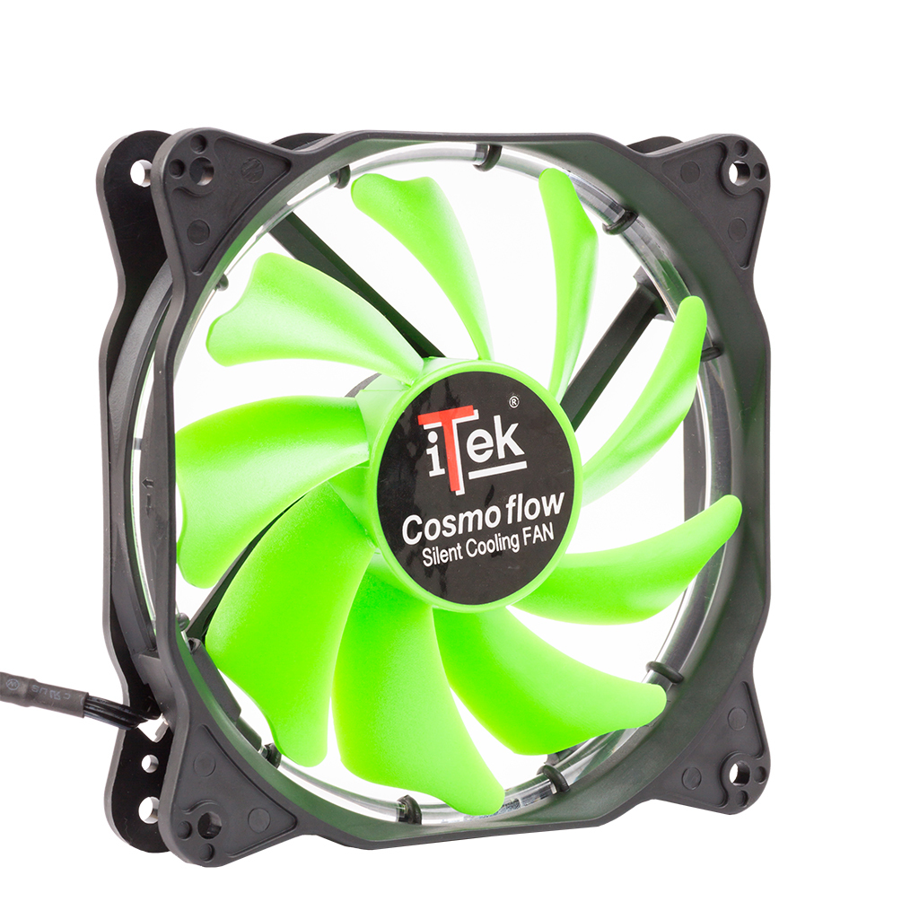 Ventola per computer con pale verdi e cornice nera. Etichetta 'iTek Cosmoflow'.