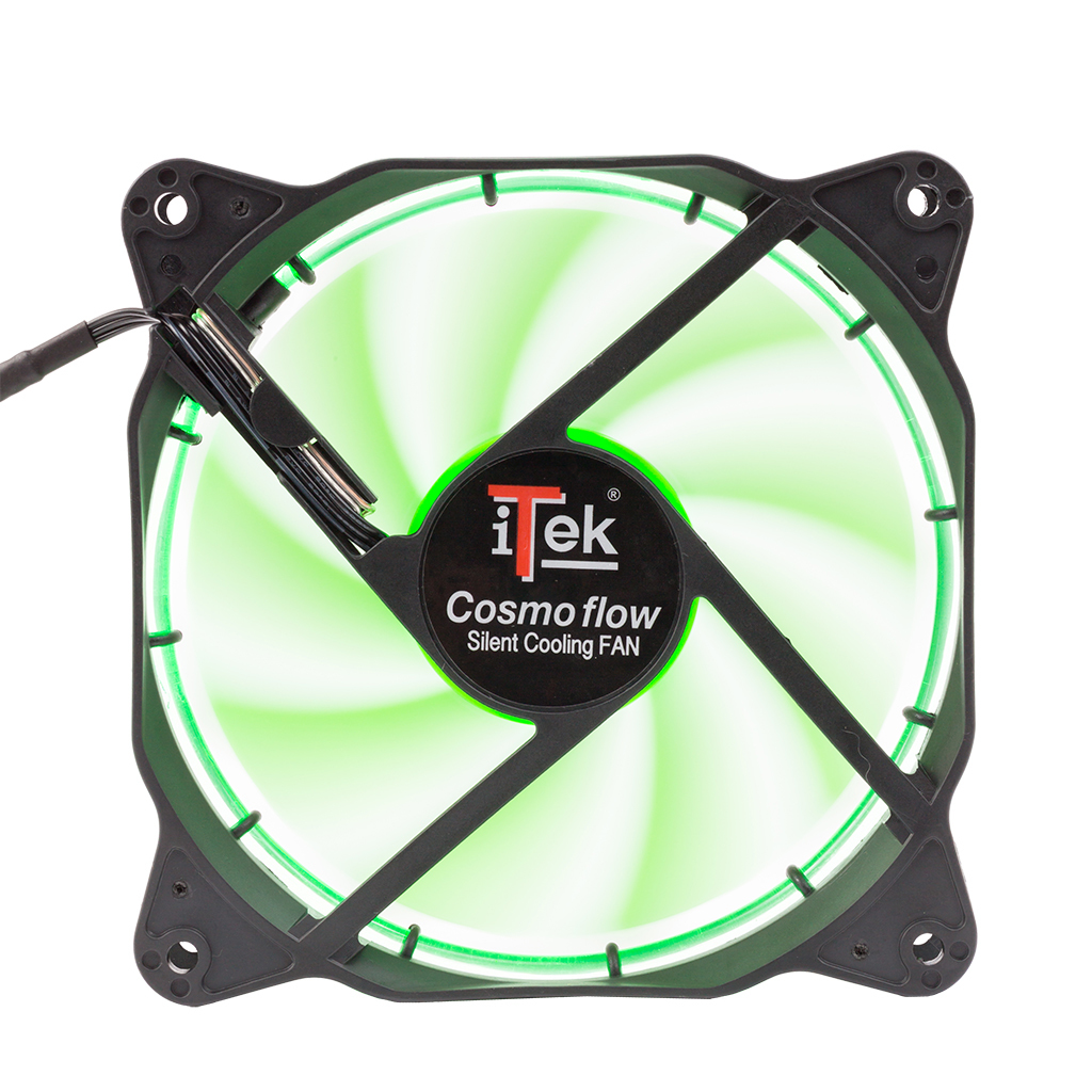 Ventola per computer con pale verdi e cornice nera. Etichetta 'iTek Cosmoflow'.