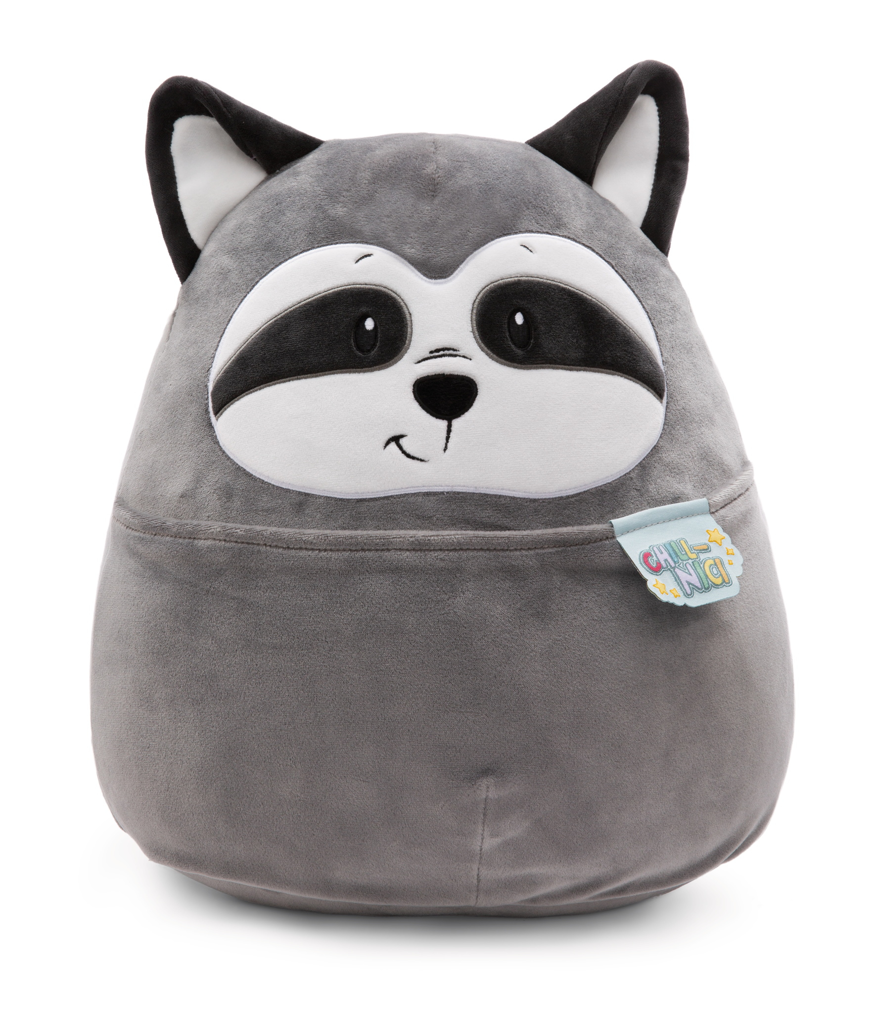 Szara pluszowa zabawka szopa pracza z małą metką i kieszonką.