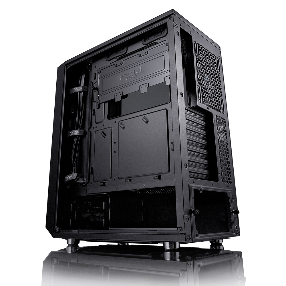 Interno del case per computer nero. Il pannello posteriore con varie aperture per i componenti è visibile.