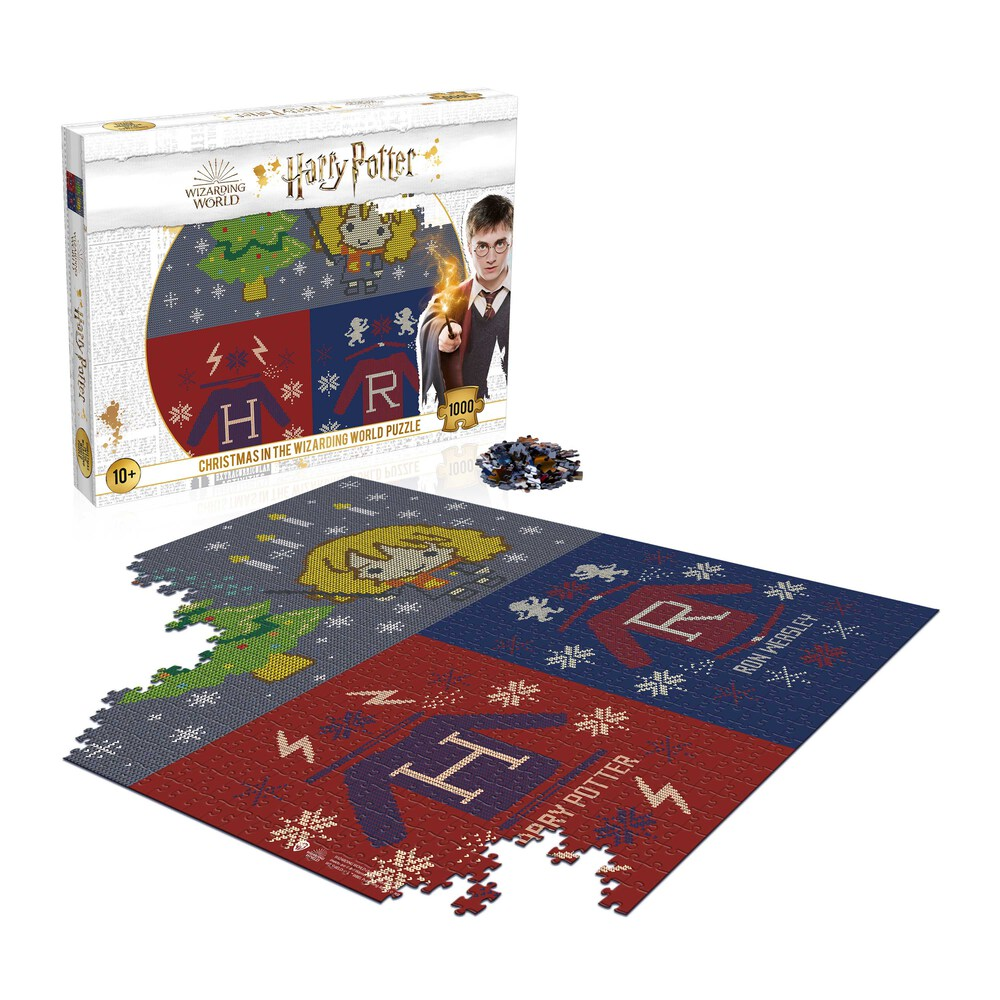 Harry-Potter-Weihnachtspuzzle, teilweise zusammengesetzt. Schachtel zeigt Harry mit Zauberstab, Puzzle zeigt Pullover-Designs mit den Buchstaben H und R.